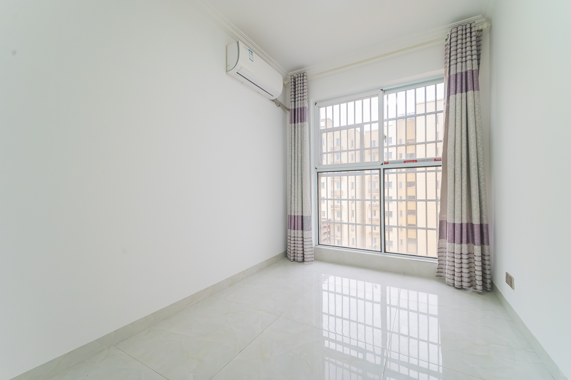 MOMA当代广场 3室2厅1卫 58.8万 MOMA当代广场 3室2厅1卫 58.8万卧室