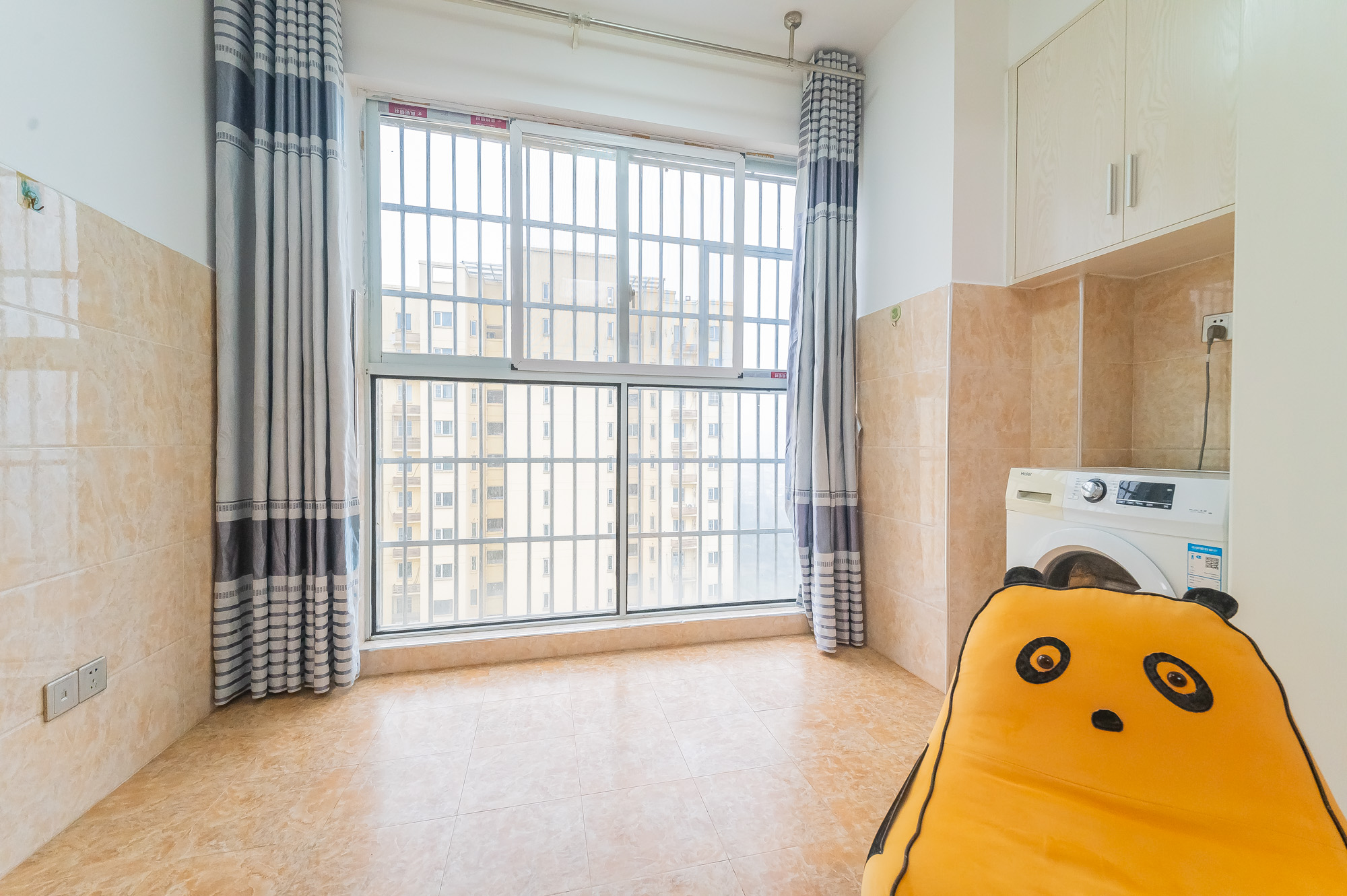 MOMA当代广场 3室2厅1卫 58.8万 MOMA当代广场 3室2厅1卫 58.8万阳台