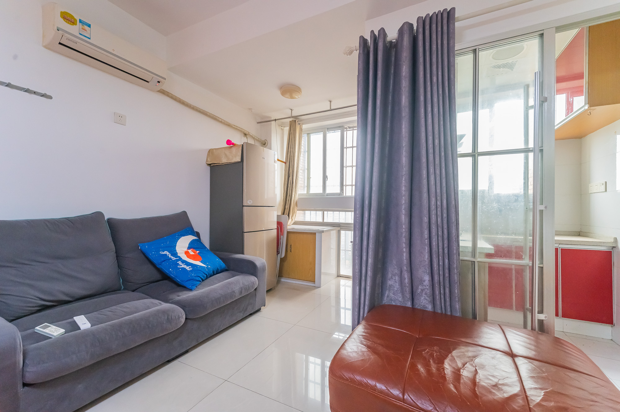 东方航标  1室1厅1卫    25.0万 东方航标  1室1厅1卫    25.0万