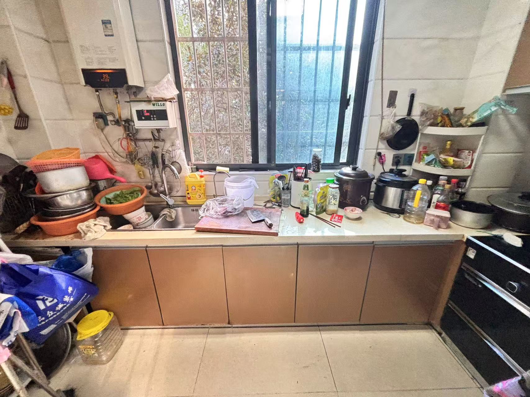 百江花园 3室2厅2卫 63.8万 百江花园 3室2厅2卫 63.8万室内图