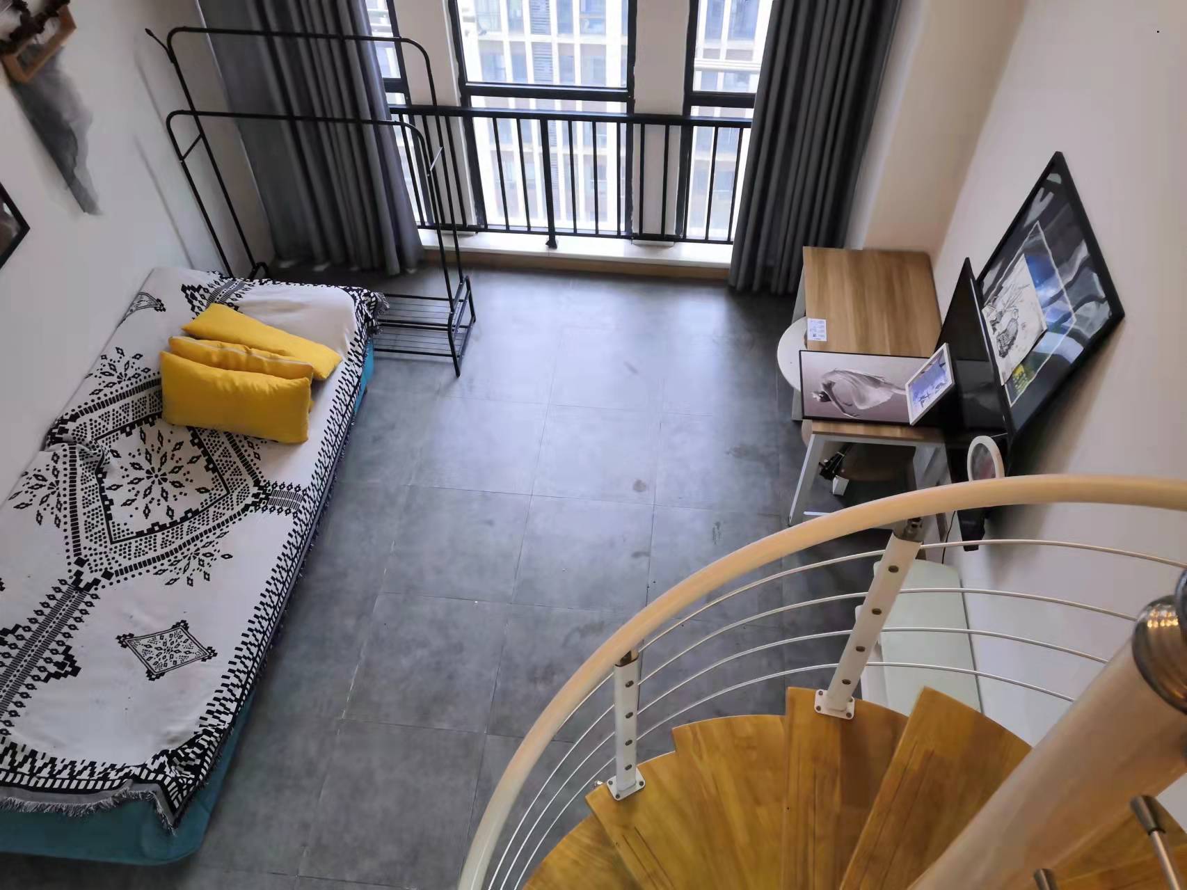 中建芙蓉嘉苑 1室1厅1卫 1700.0元/月 中建芙蓉嘉苑 1室1厅1卫 1700.0元/月室内图