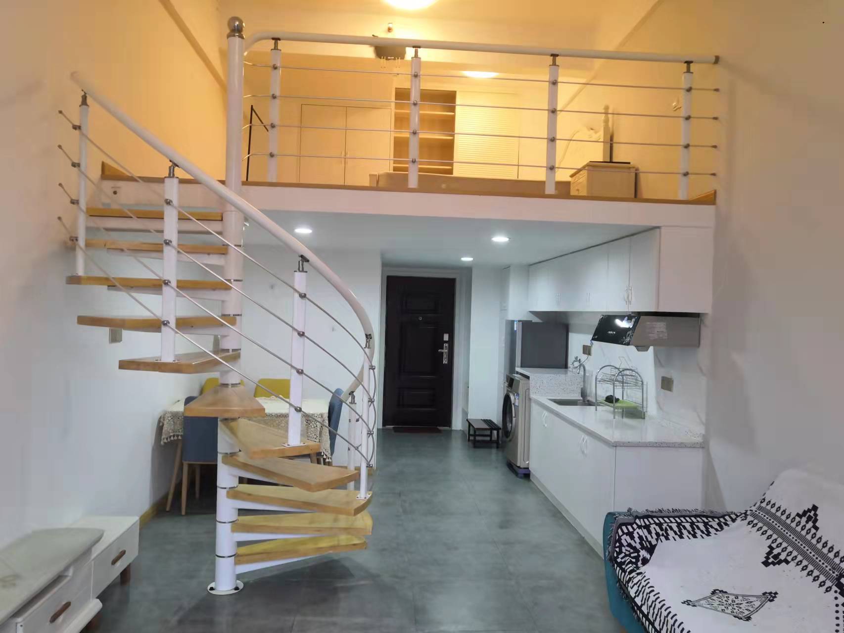 中建芙蓉嘉苑 1室1厅1卫 1700.0元/月 中建芙蓉嘉苑 1室1厅1卫 1700.0元/月室内图