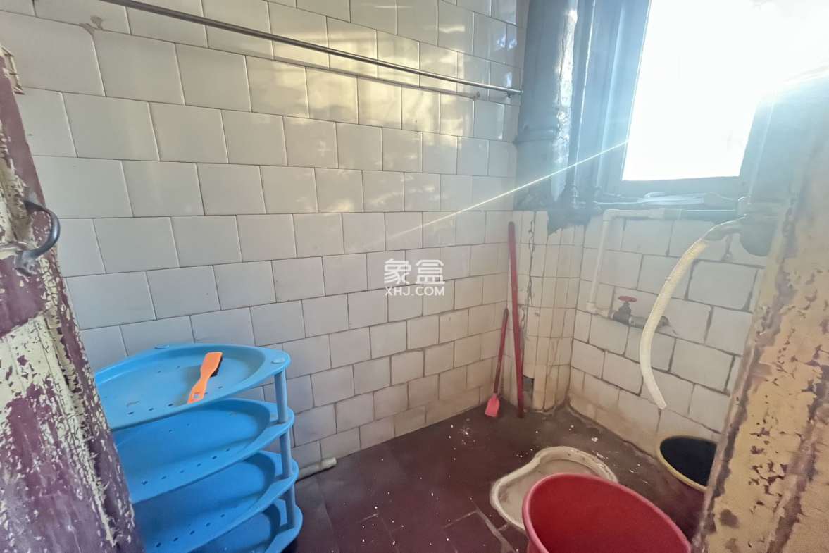 宝塔山私房散盘 1室1厅1卫 1200.0元/月 宝塔山私房散盘 1室1厅1卫 1200.0元/月室内图