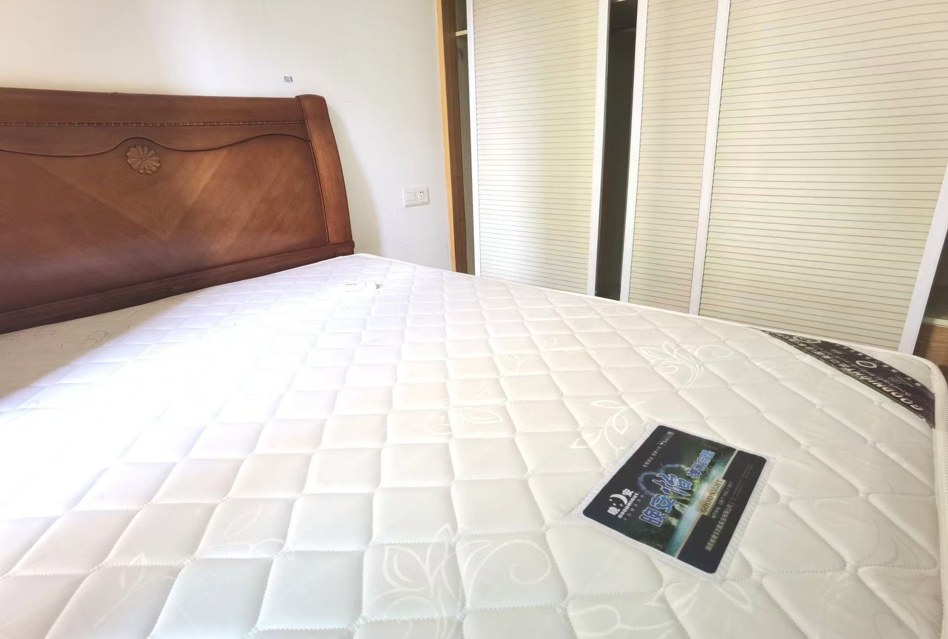 水映豪廷(一,二,三期) 1室1厅1卫 1200.0元/月 水映豪廷(一,二,三期) 1室1厅1卫 1200.0元/月室内图