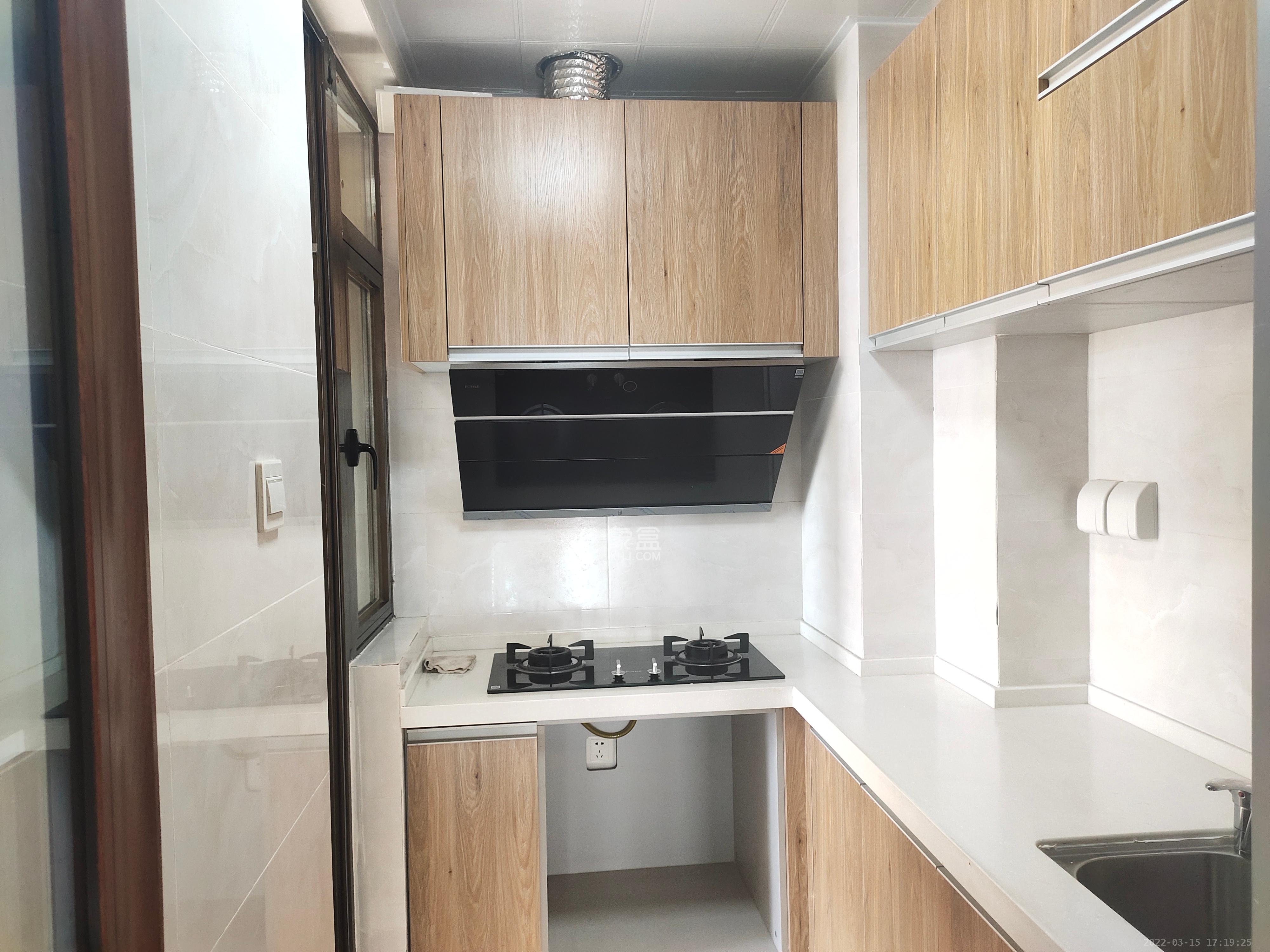 江山帝景哈佛 3室2厅1卫 2000.0元/月 江山帝景哈佛 3室2厅1卫 2000.0元/月室内图