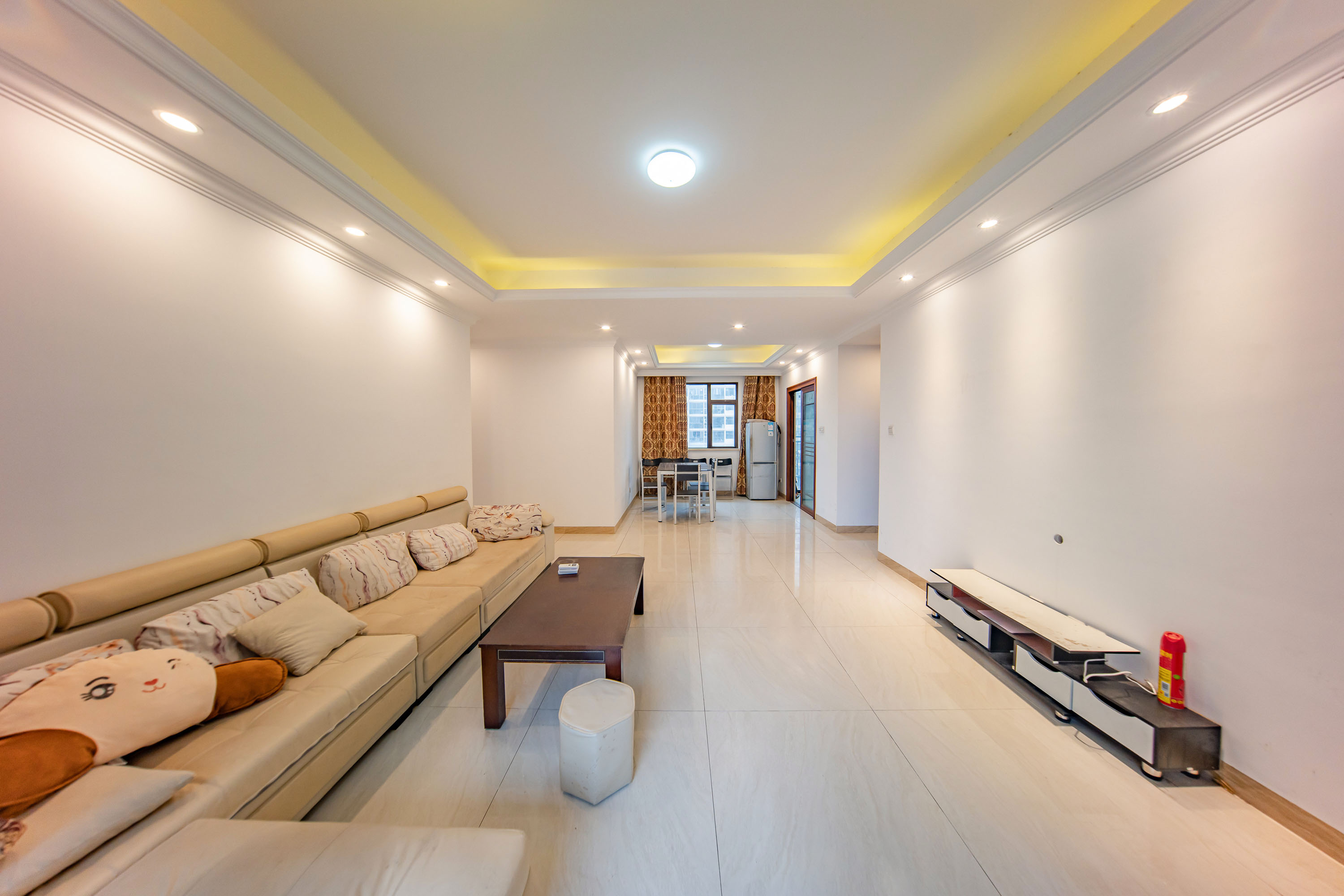 江山帝景哈佛 5室2厅2卫 139.0万 江山帝景哈佛 5室2厅2卫 139.0万客厅