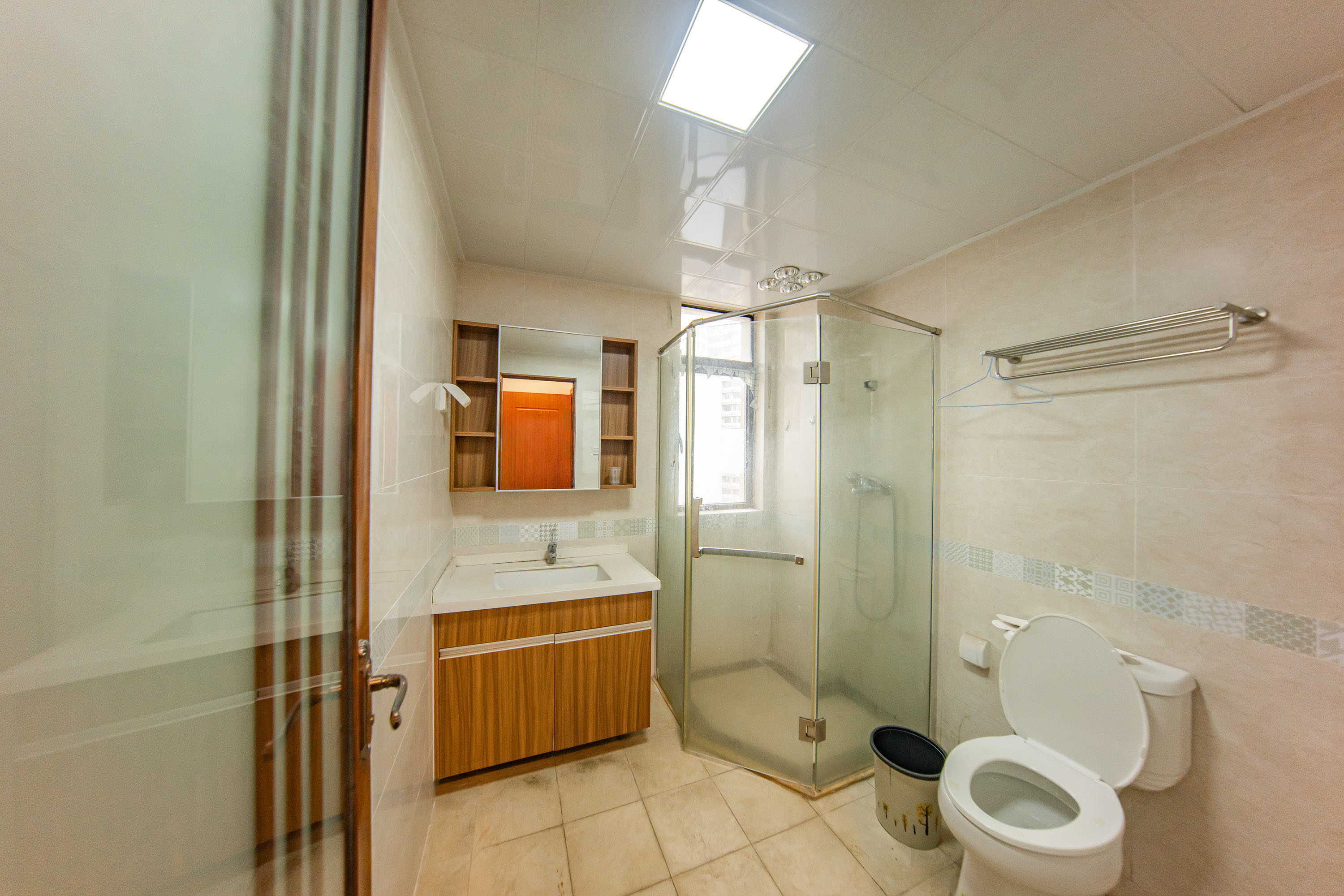 江山帝景哈佛 5室2厅2卫 139.0万 江山帝景哈佛 5室2厅2卫 139.0万卫生间