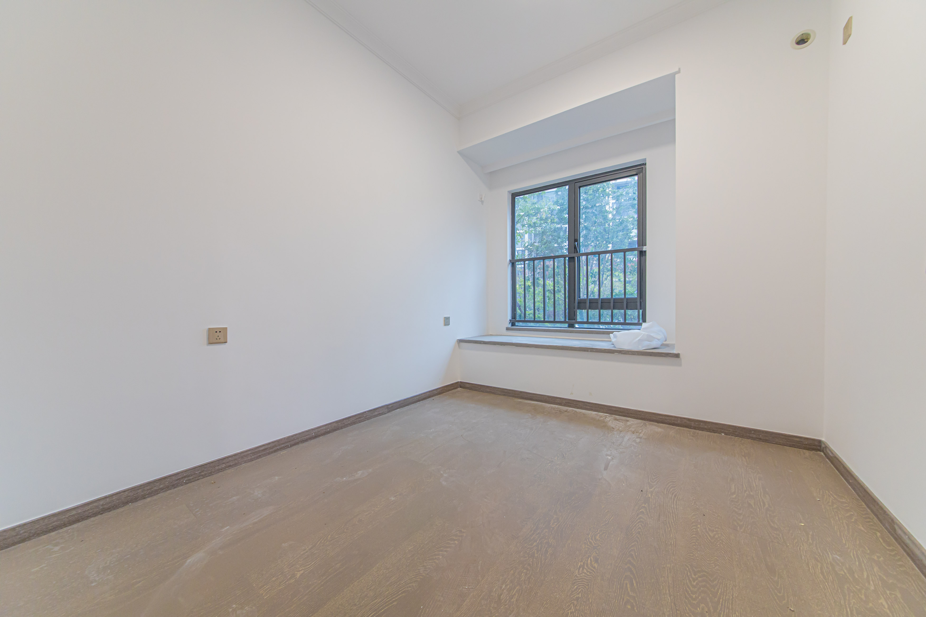 江悦和鸣  3室2厅2卫    221.0万 江悦和鸣  3室2厅2卫    221.0万卧室