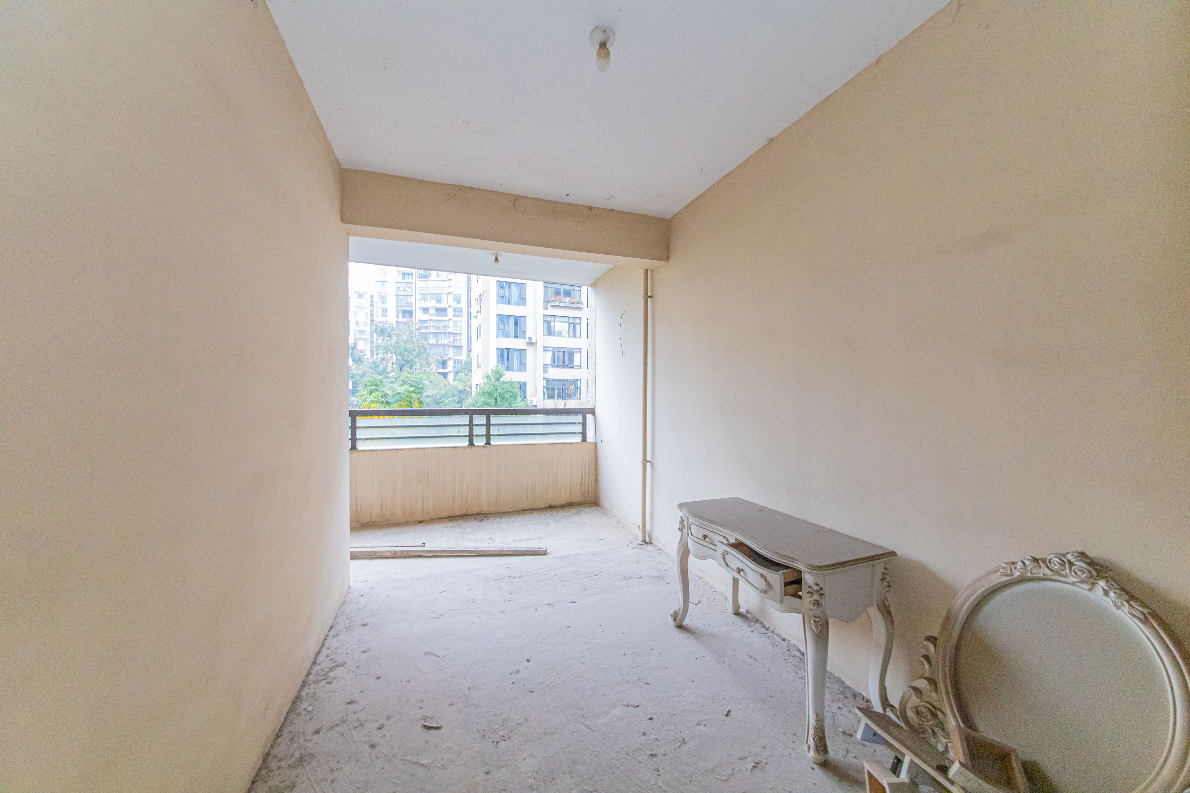 大唐印象一期云海湾 4室2厅2卫 139.8万 大唐印象一期云海湾 4室2厅2卫 139.8万卧室