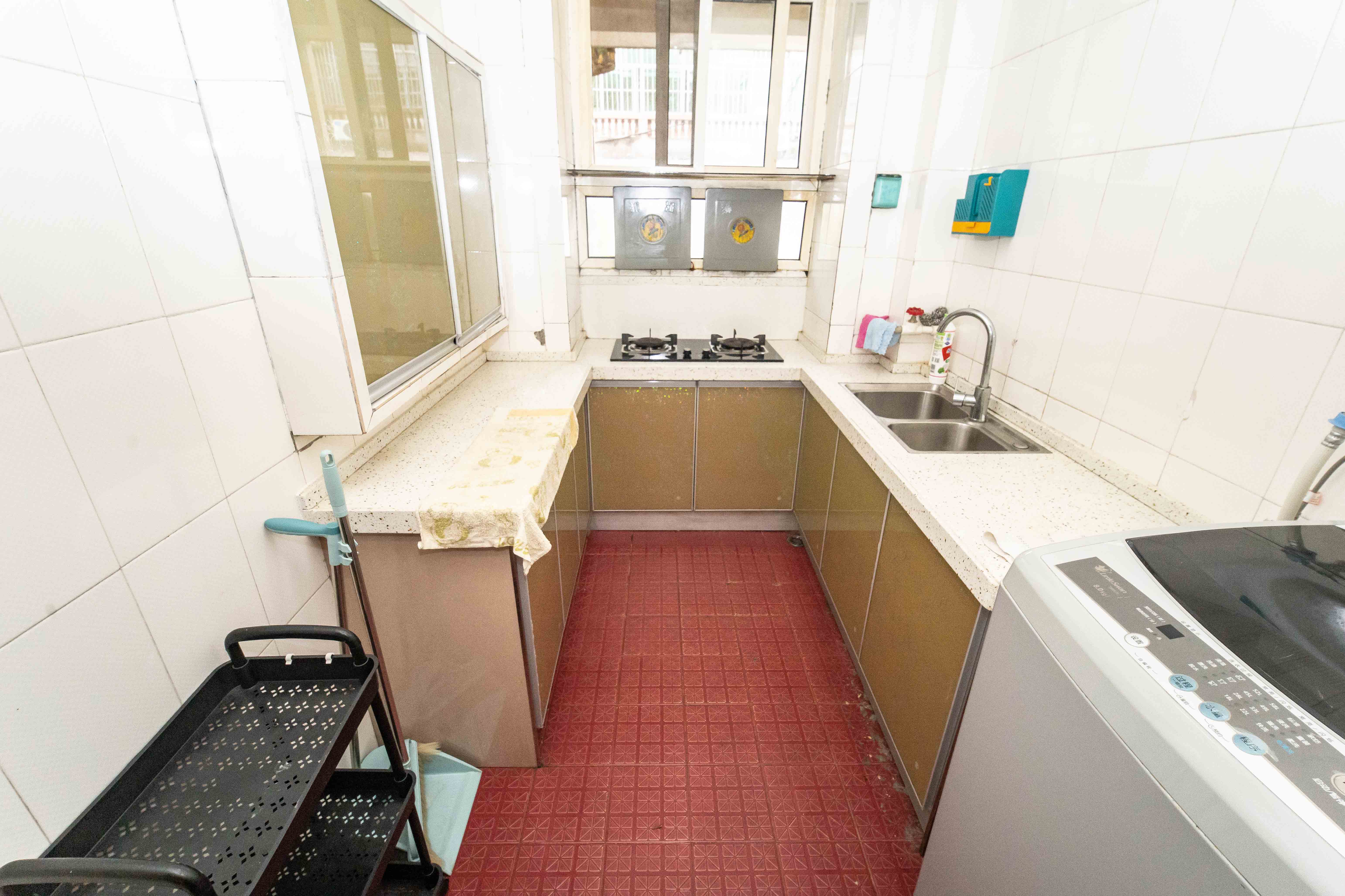 德政园  2室2厅1卫    39.8万 德政园  2室2厅1卫    39.8万厨房