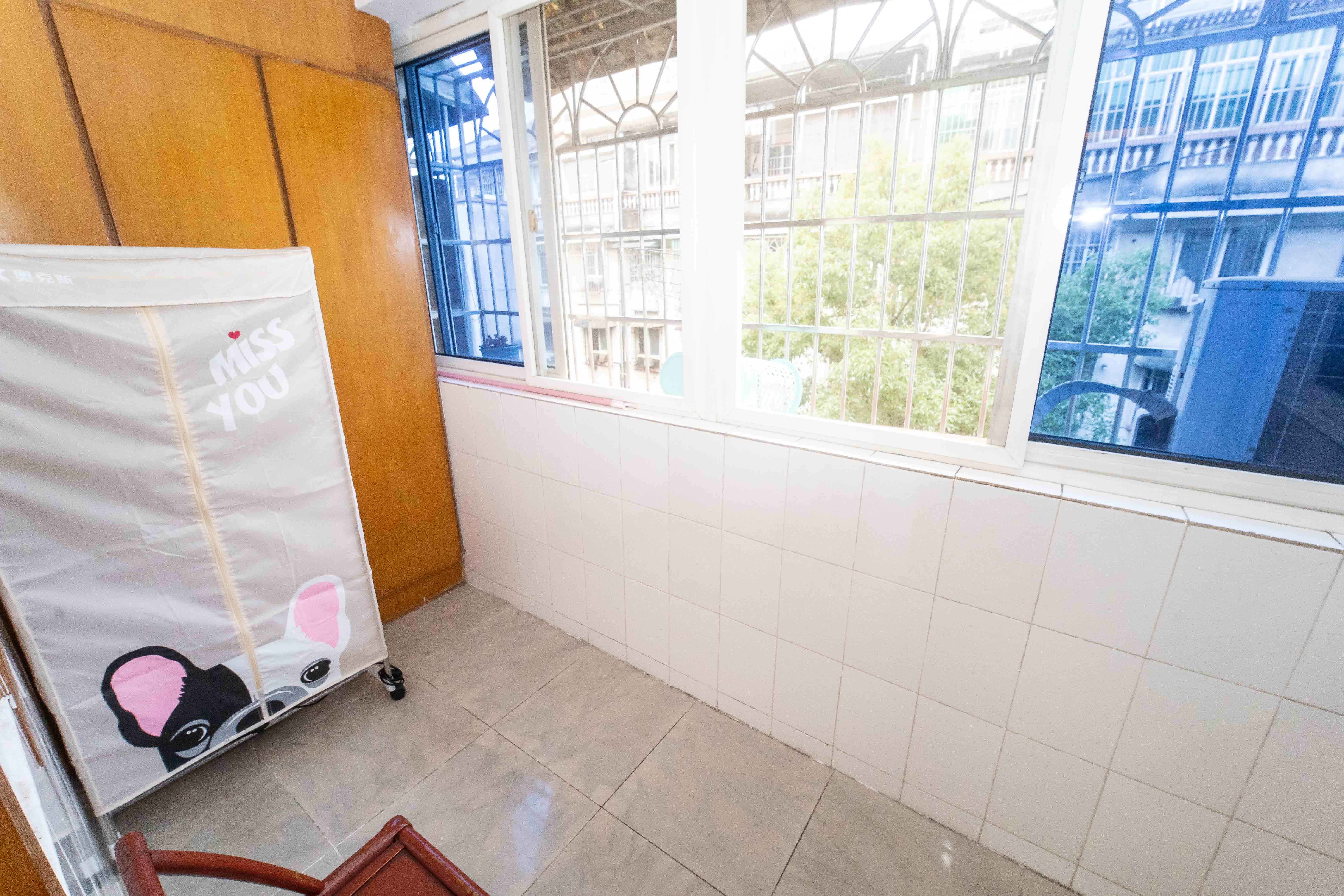 德政园  2室2厅1卫    39.8万 德政园  2室2厅1卫    39.8万阳台