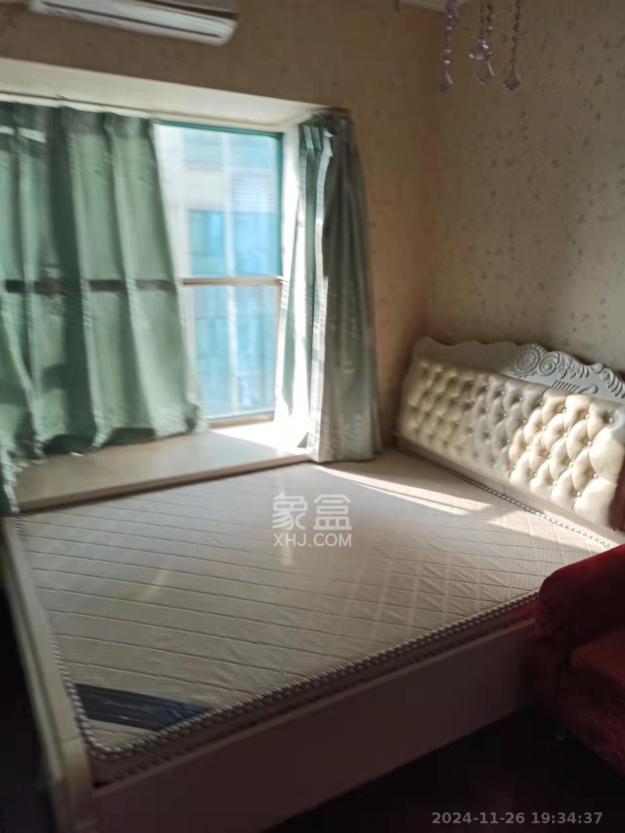 恒大华府 1室2厅1卫 2300.00元/月 恒大华府 1室2厅1卫 2300.00元/月室内图