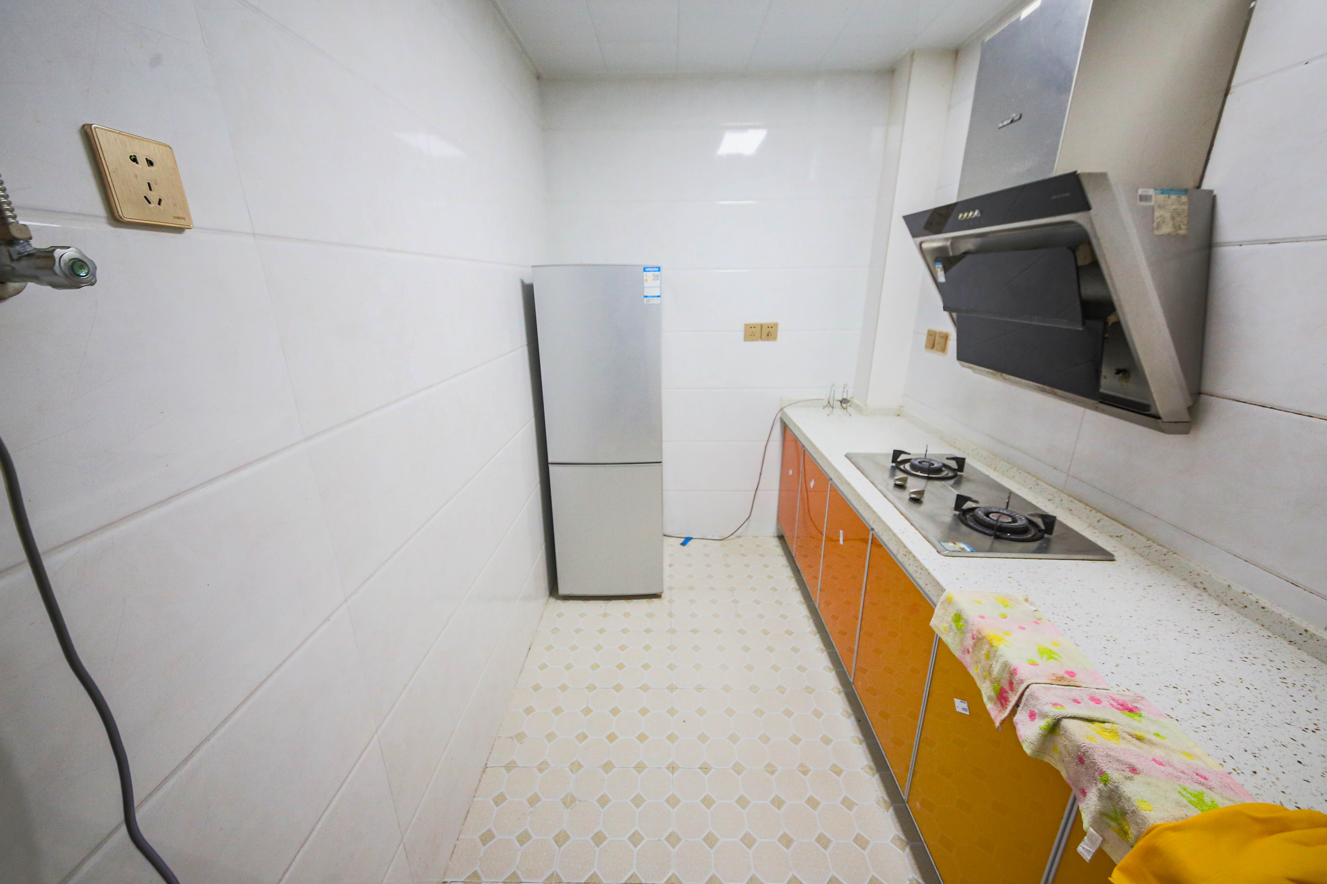 汇景豪庭  1室1厅1卫   48.80万厨房
