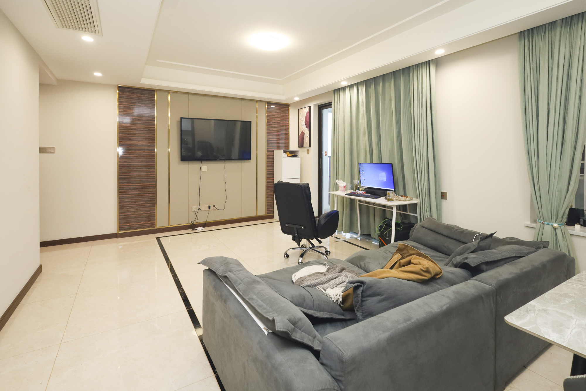 中欣楚天御府E区  4室2厅1卫    122.0万 中欣楚天御府E区  4室2厅1卫    122.0万其他