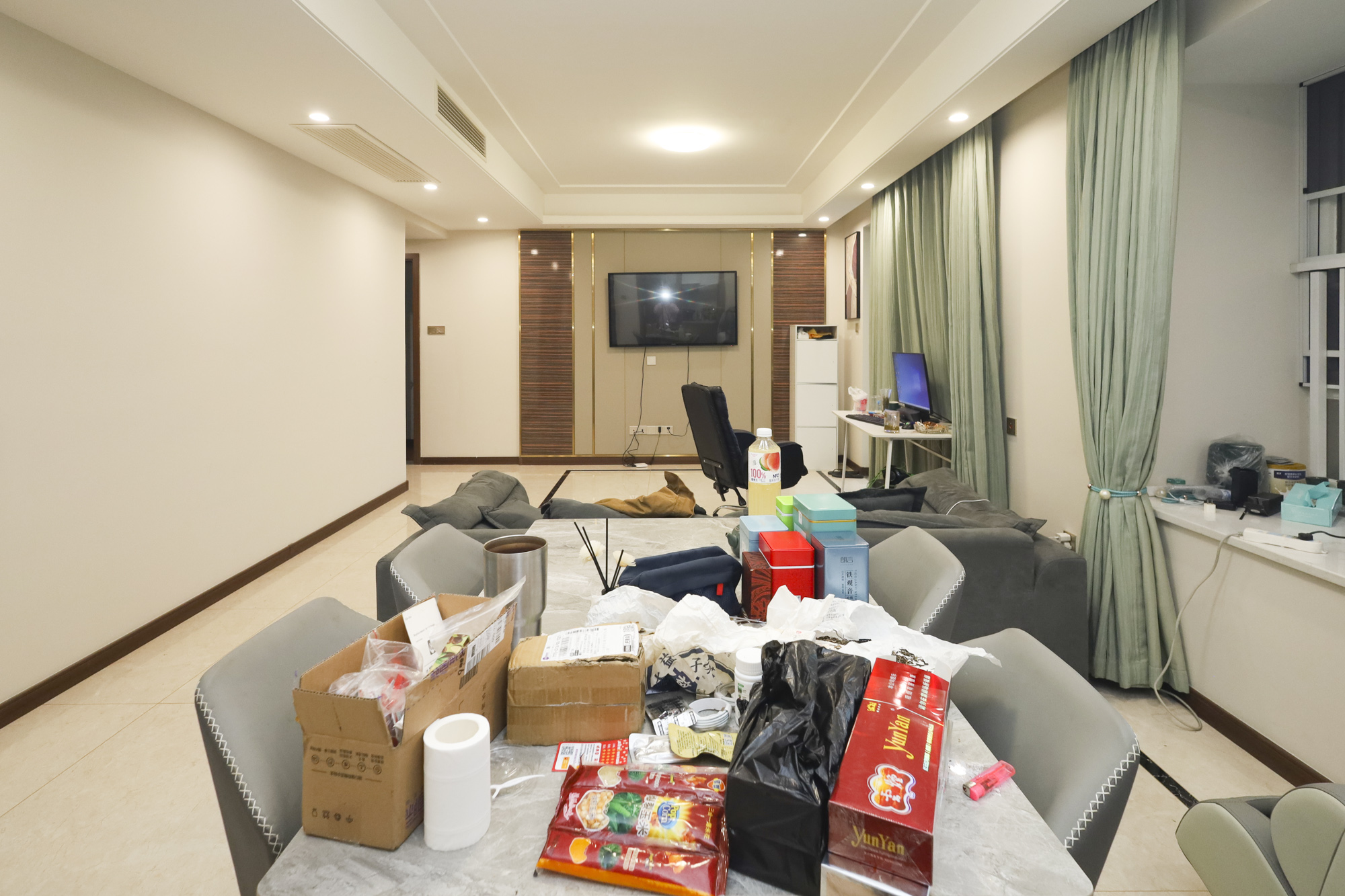 中欣楚天御府E区  4室2厅1卫    122.0万 中欣楚天御府E区  4室2厅1卫    122.0万其他