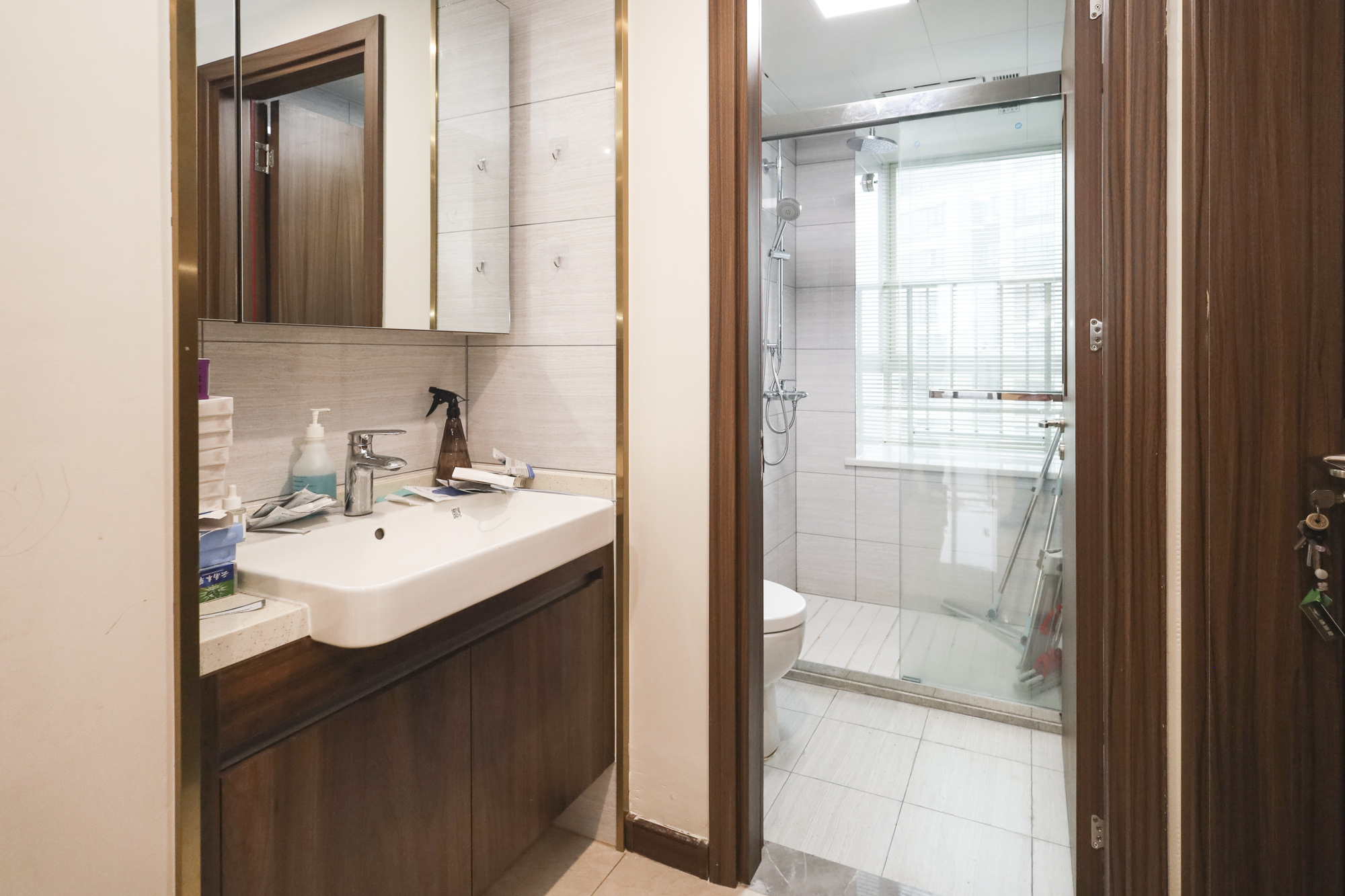 中欣楚天御府E区  4室2厅1卫    122.0万 中欣楚天御府E区  4室2厅1卫    122.0万卫生间