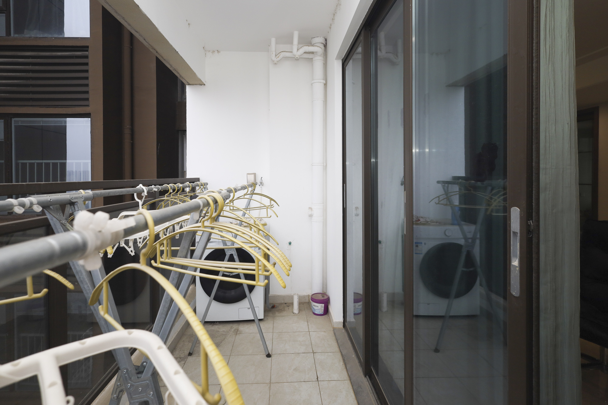 中欣楚天御府E区  4室2厅1卫    122.0万 中欣楚天御府E区  4室2厅1卫    122.0万阳台