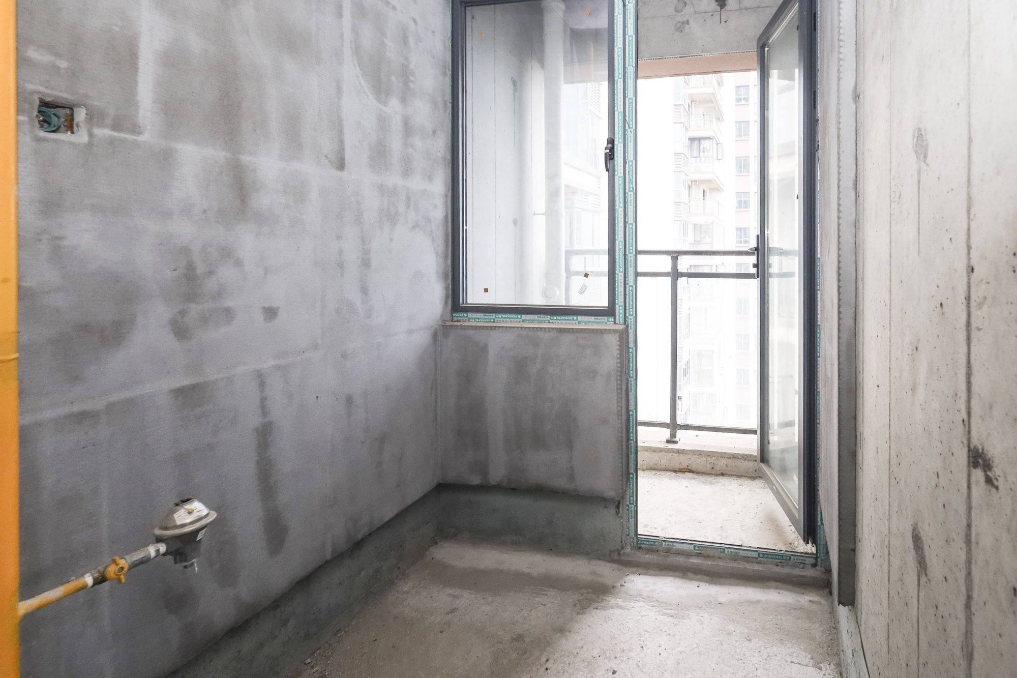 嘉新时代广场  3室2厅2卫    66.8万 嘉新时代广场  3室2厅2卫    66.8万厨房