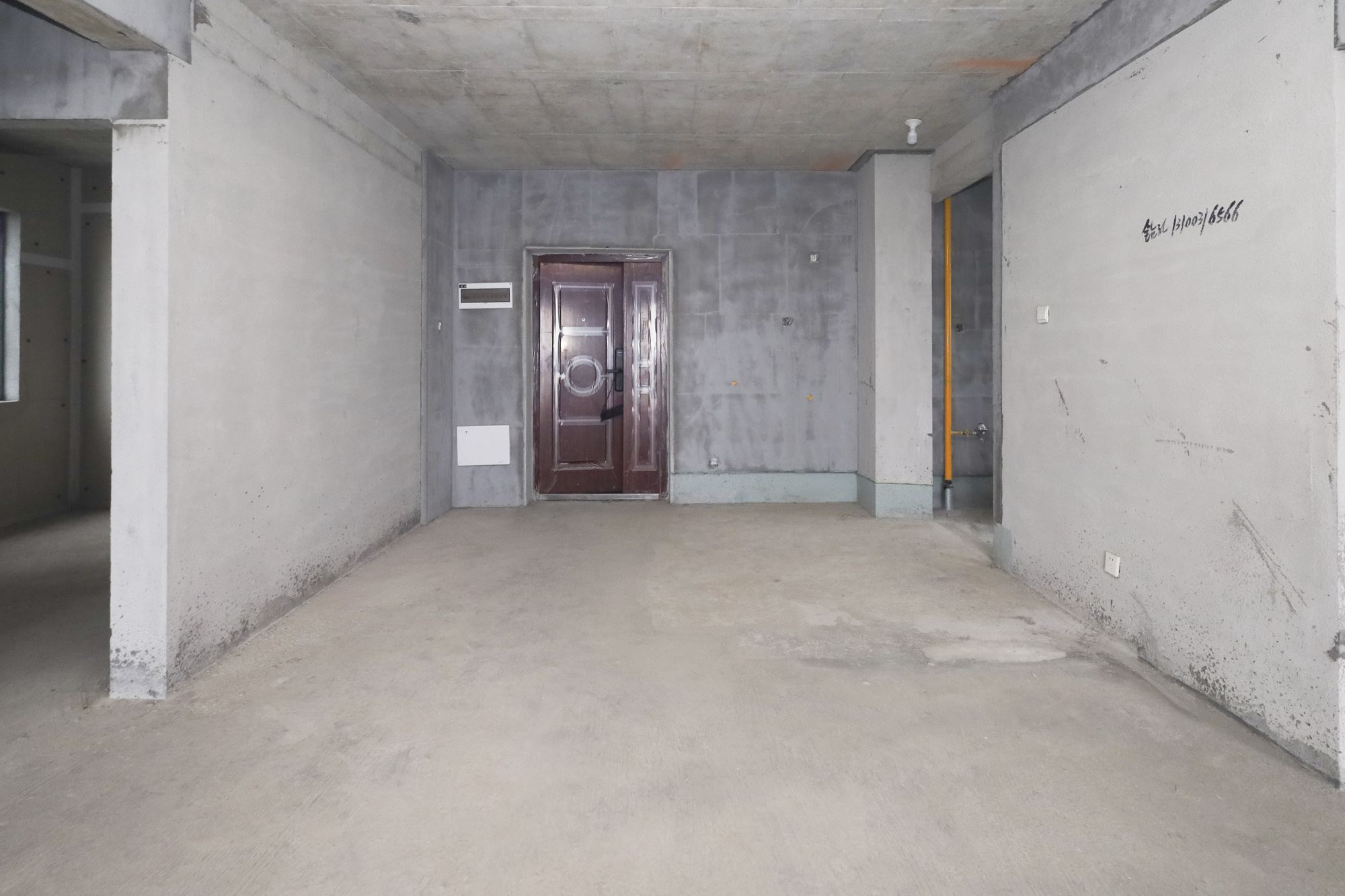 嘉新时代广场  3室2厅2卫    66.8万 嘉新时代广场  3室2厅2卫    66.8万客厅