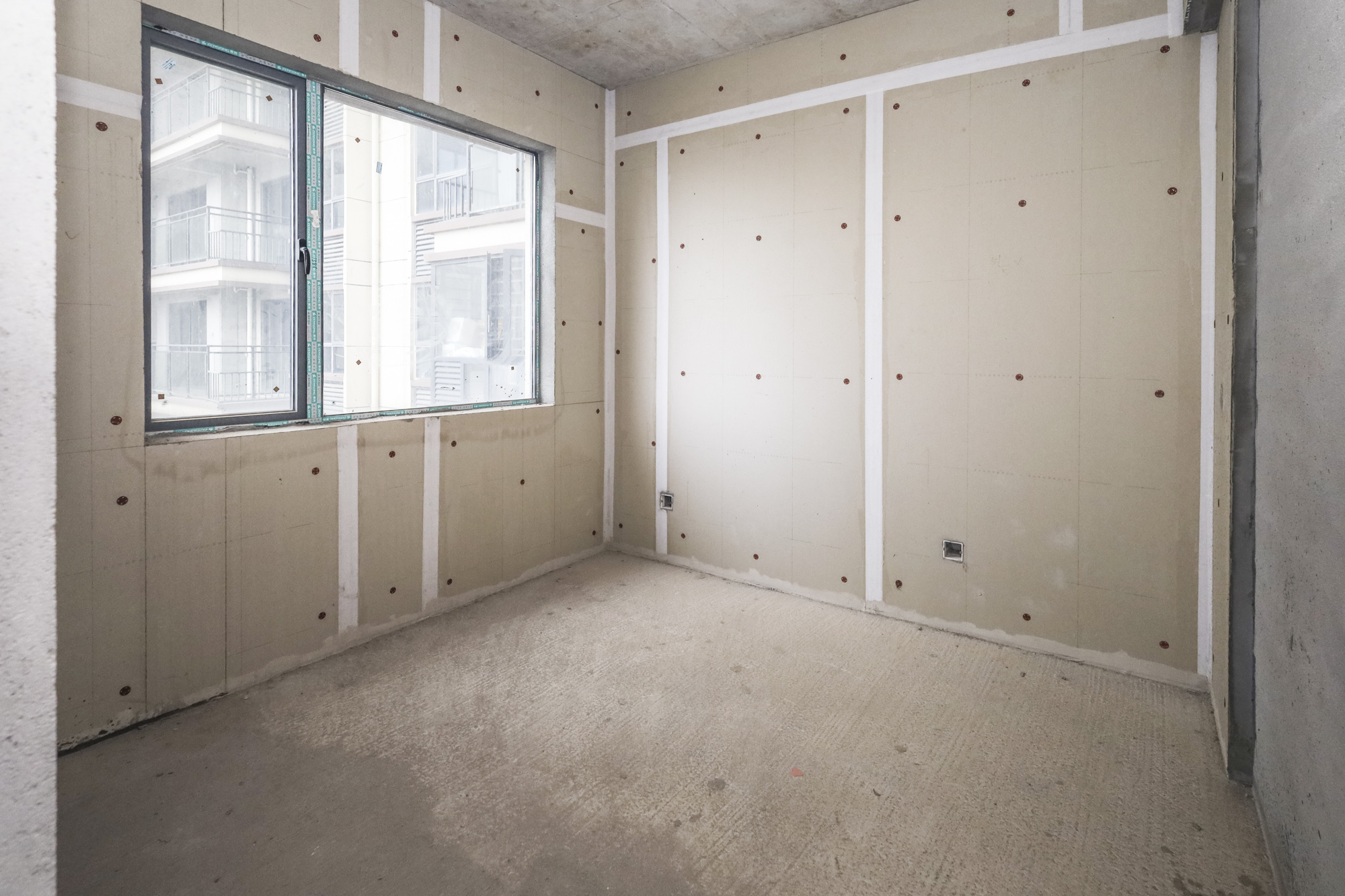 嘉新时代广场  3室2厅2卫    66.8万 嘉新时代广场  3室2厅2卫    66.8万卧室