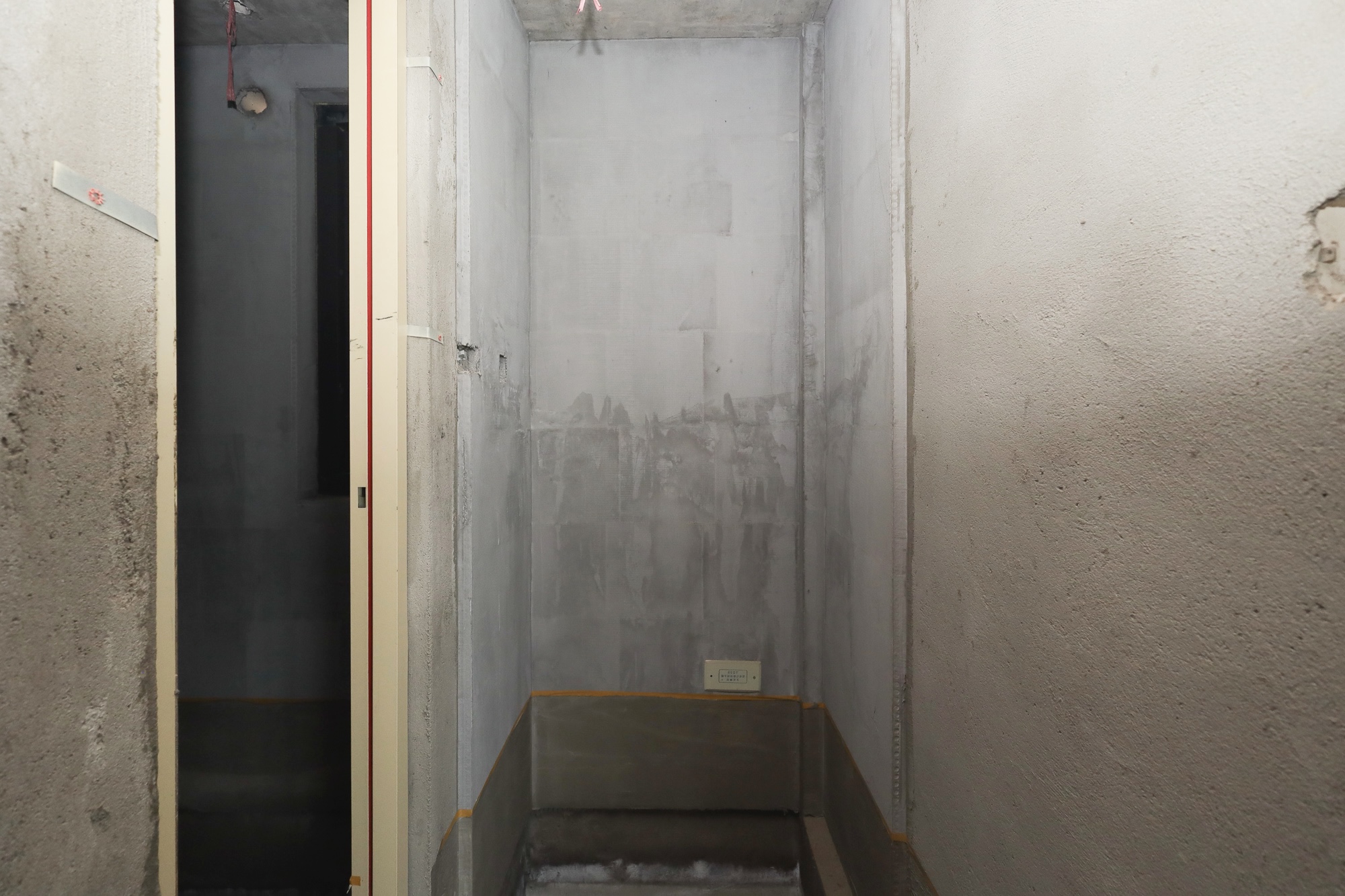 美来美城市广场  4室2厅2卫    88.0万卫生间