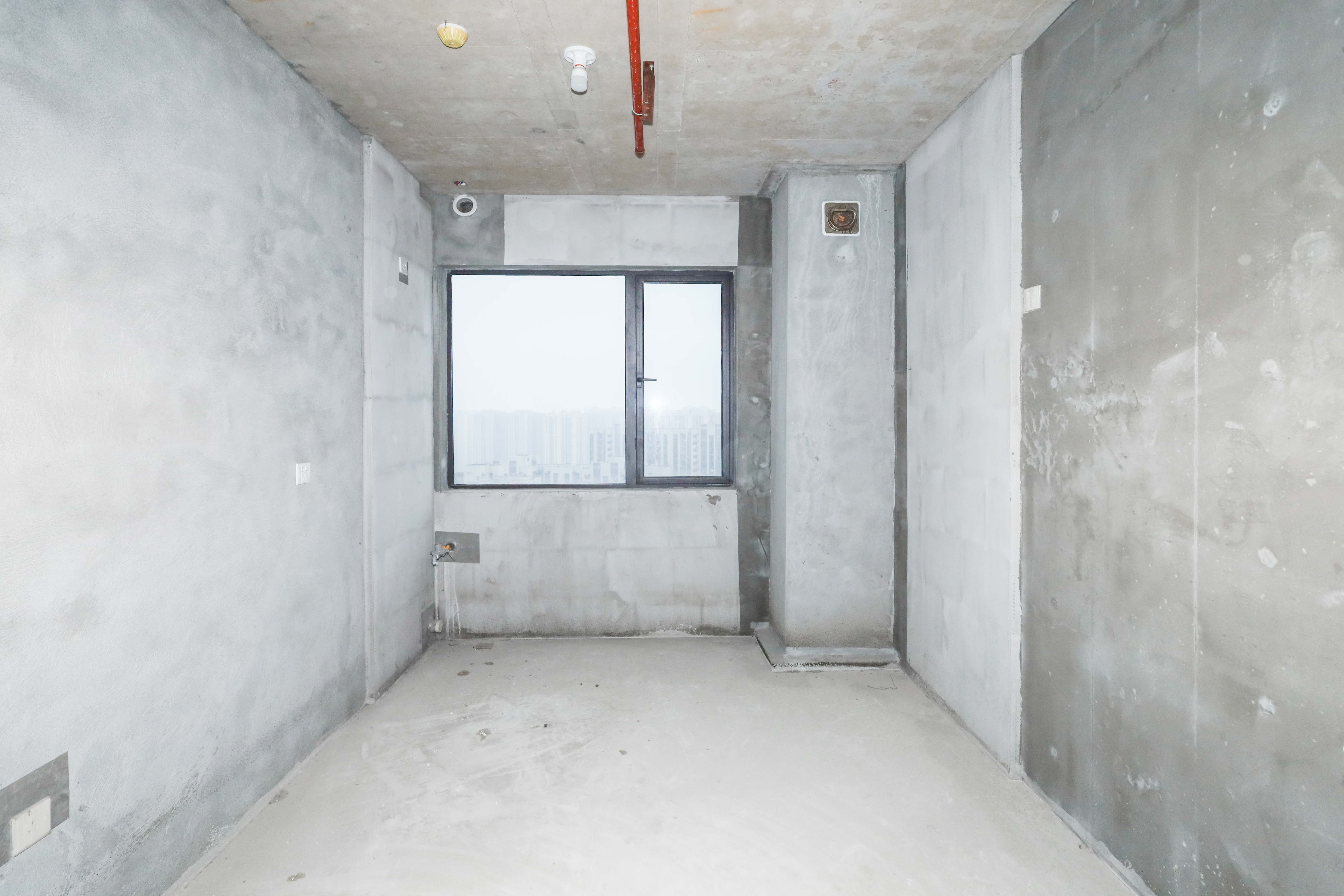 建发央著  4室2厅2卫   238.00万厨房