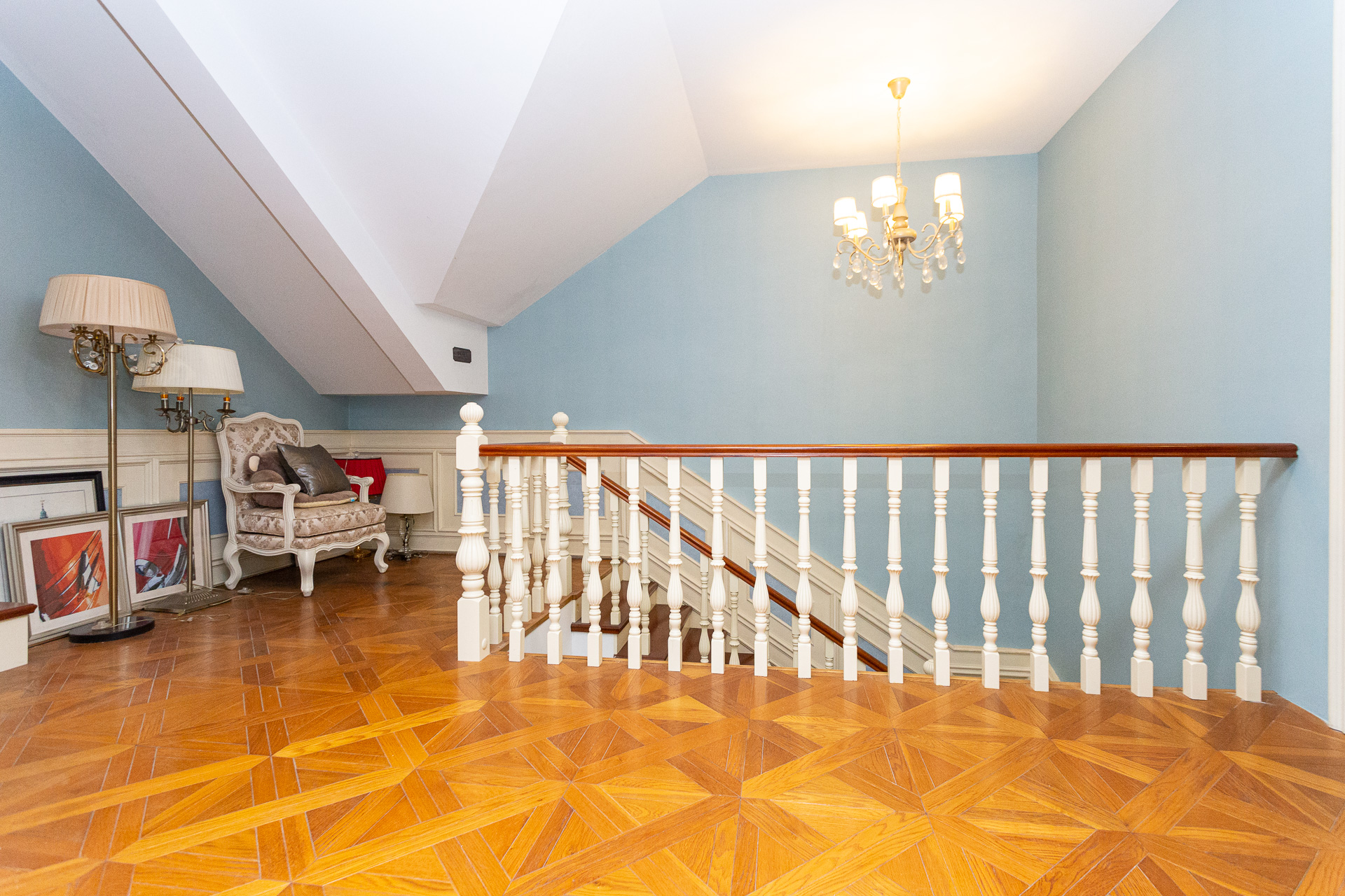 谷山逸墅  5室2厅4卫    383.0万 谷山逸墅  5室2厅4卫    383.0万其他