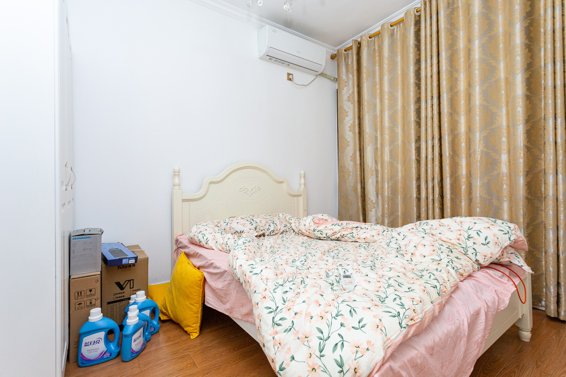 星月绿洲 3室2厅1卫 82.8万 星月绿洲 3室2厅1卫 82.8万卧室