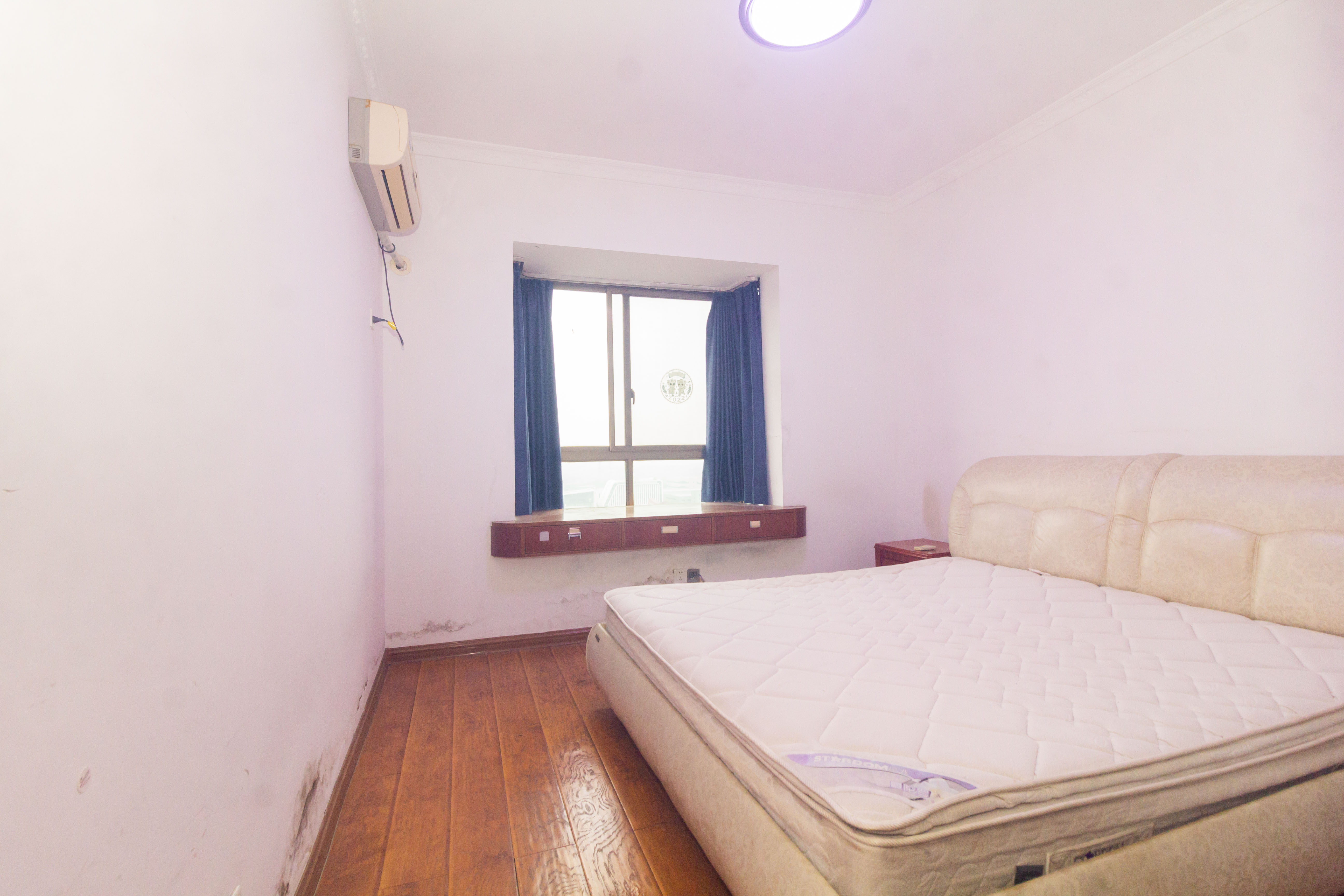 湖南有色地质勘查局宿舍(榔梨镇)  3室2厅2卫    68.0万 湖南有色地质勘查局宿舍(榔梨镇)  3室2厅2卫    68.0万卧室