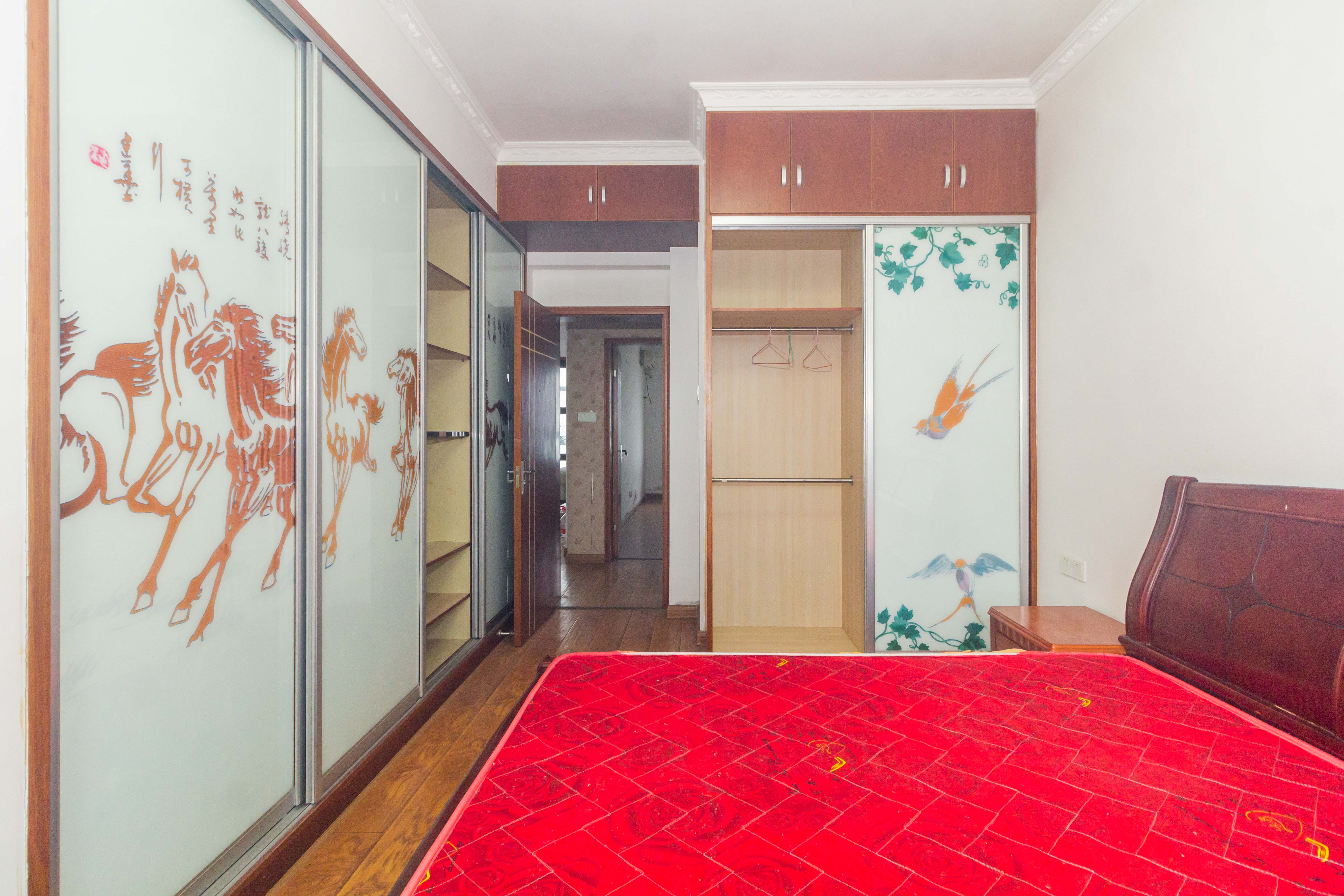 湖南有色地质勘查局宿舍(榔梨镇)  3室2厅2卫    68.0万 湖南有色地质勘查局宿舍(榔梨镇)  3室2厅2卫    68.0万卧室