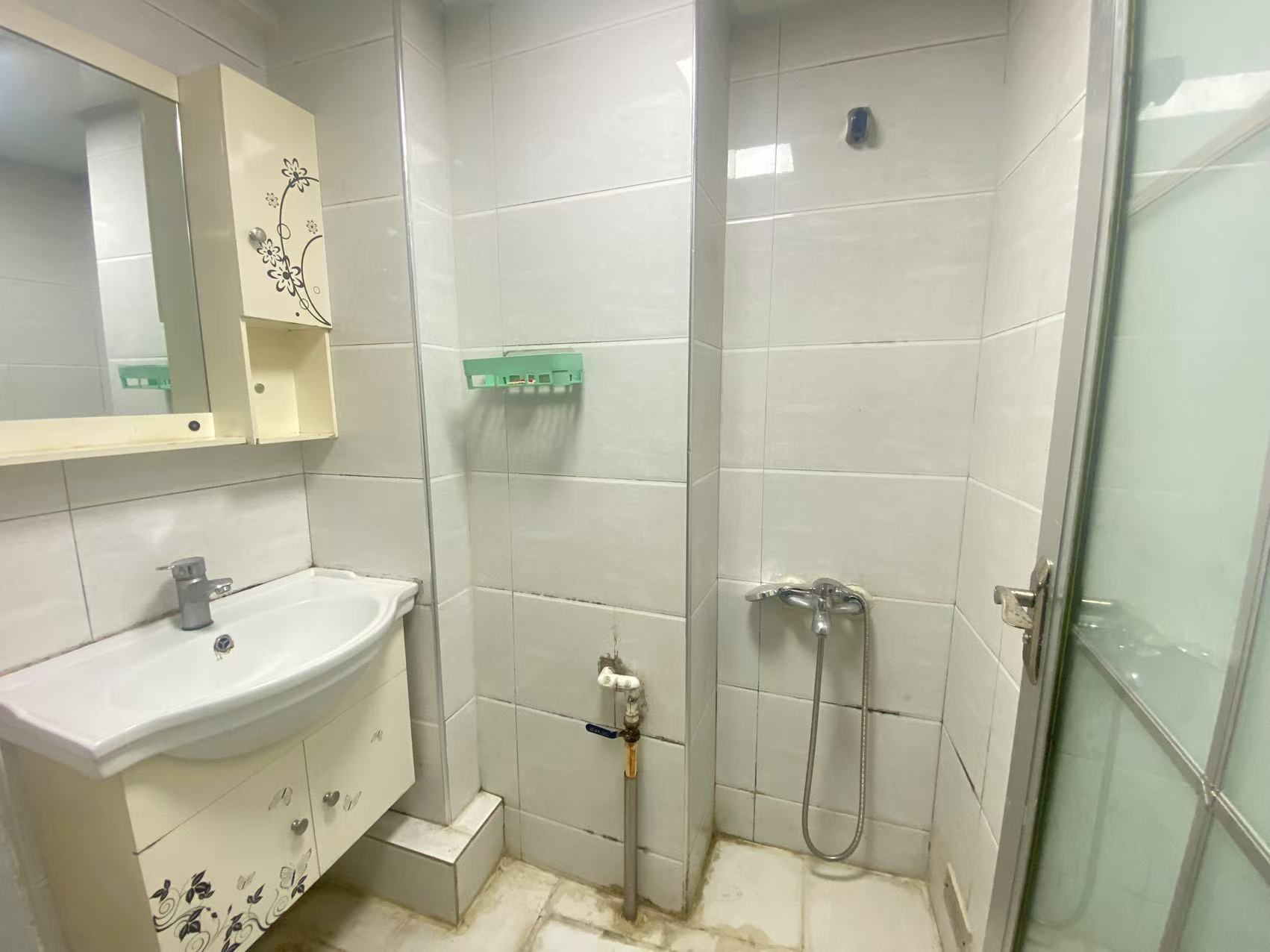 中建芙蓉工社 1室1厅1卫 1000.0元/月 中建芙蓉工社 1室1厅1卫 1000.0元/月室内图