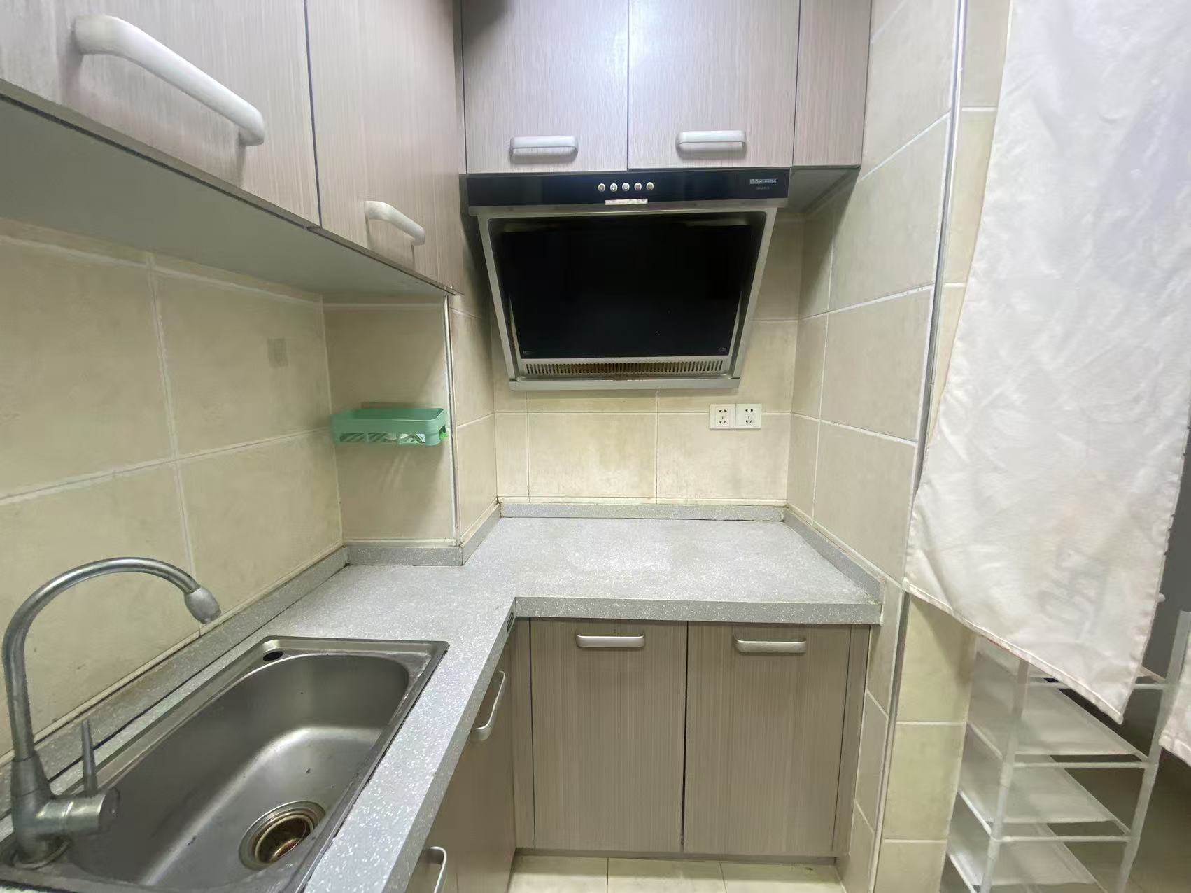 中建芙蓉工社 1室1厅1卫 1000.0元/月 中建芙蓉工社 1室1厅1卫 1000.0元/月室内图