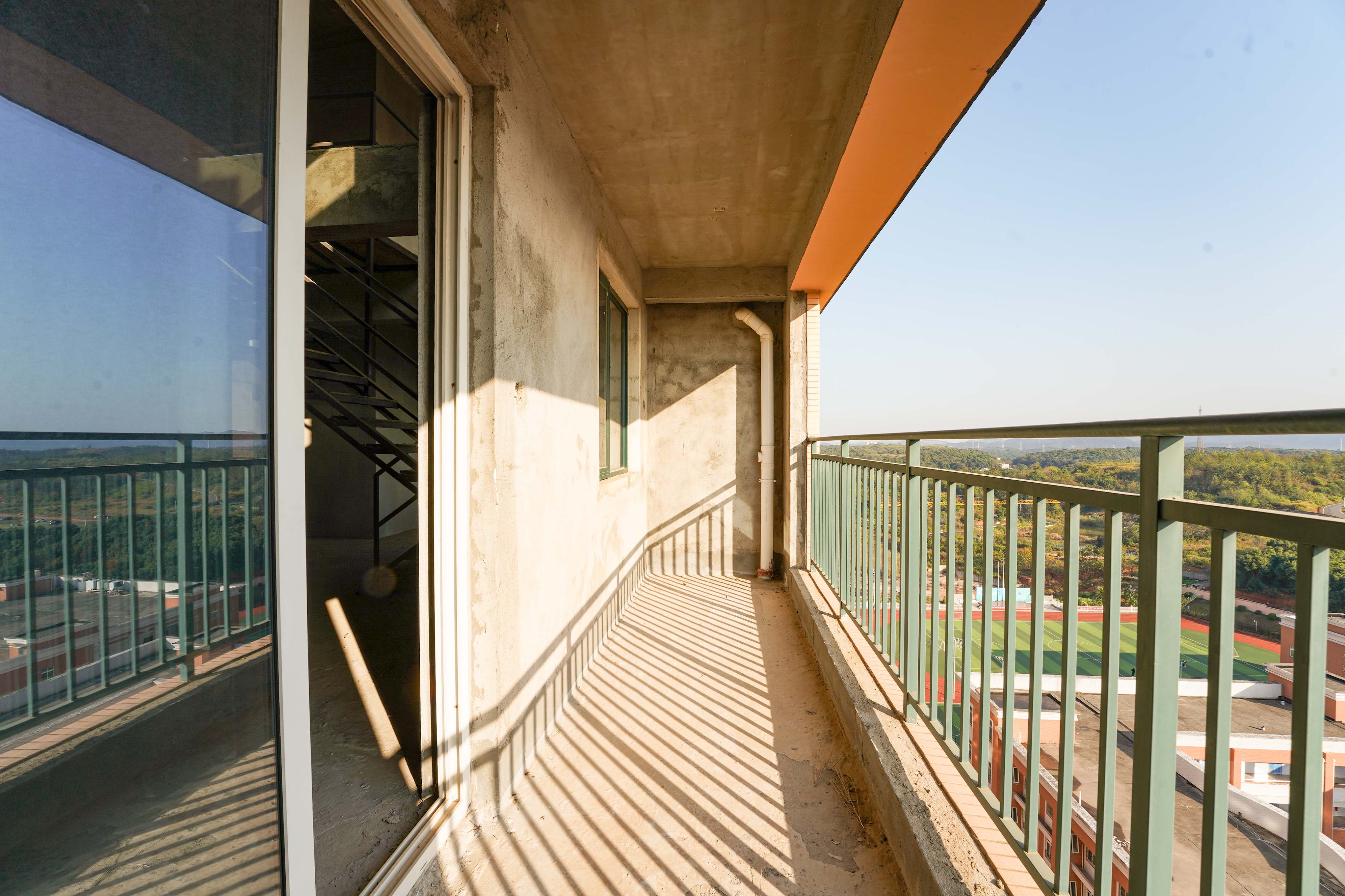 丽发新城  5室2厅2卫    110.0万 丽发新城  5室2厅2卫    110.0万其他