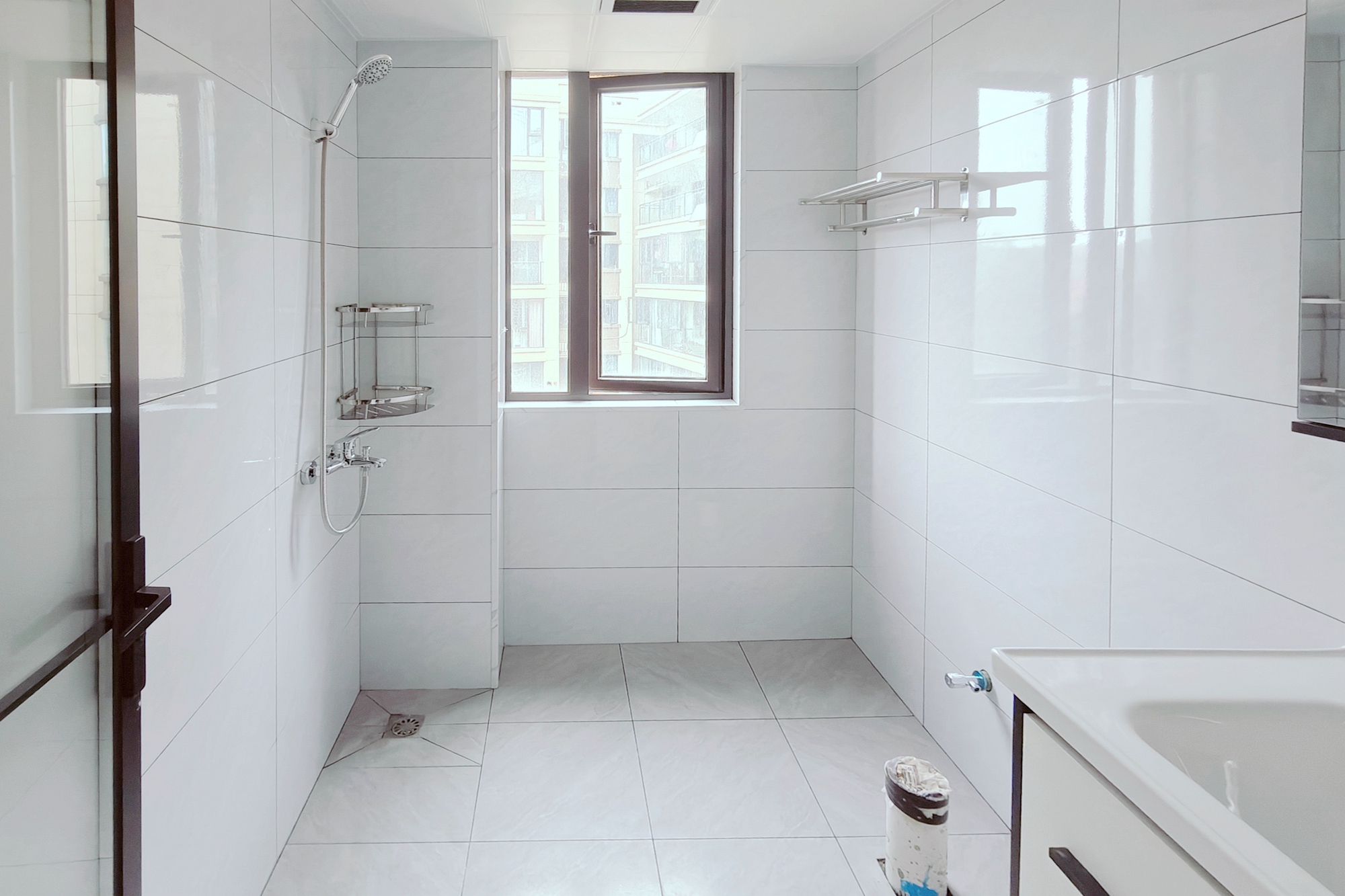 润和谷山郡(悦禧山庄水榭花都) 3室2厅2卫 90.8万 润和谷山郡(悦禧山庄水榭花都) 3室2厅2卫 90.8万其他