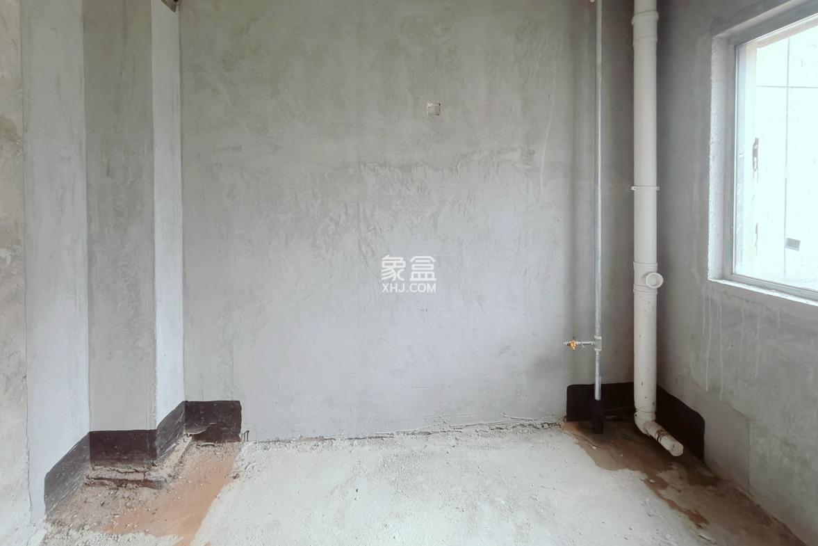 润和谷山郡(悦禧山庄水榭花都) 5室2厅3卫 162.0万 润和谷山郡(悦禧山庄水榭花都) 5室2厅3卫 162.0万其他