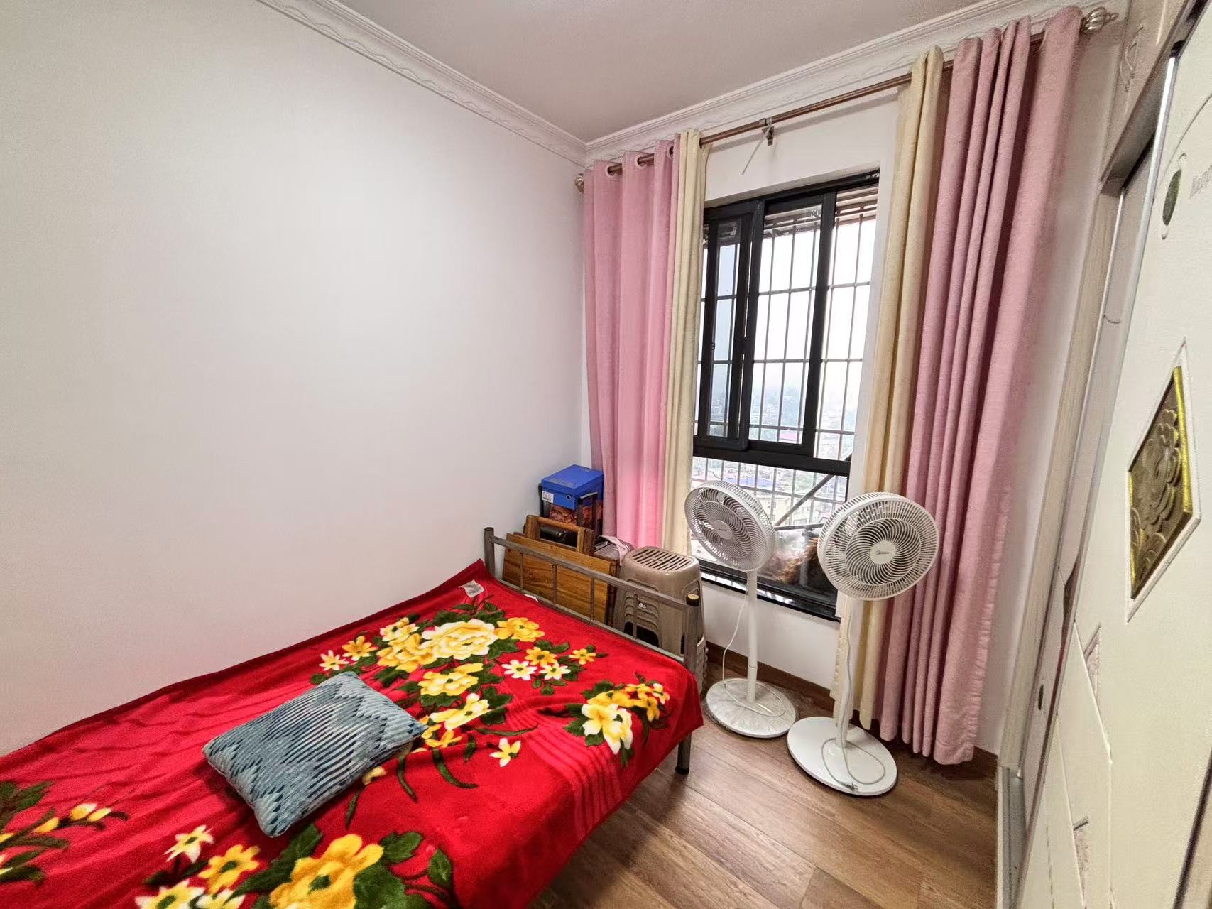 辉煌时代  3室2厅1卫    65.8万 辉煌时代  3室2厅1卫    65.8万室内图