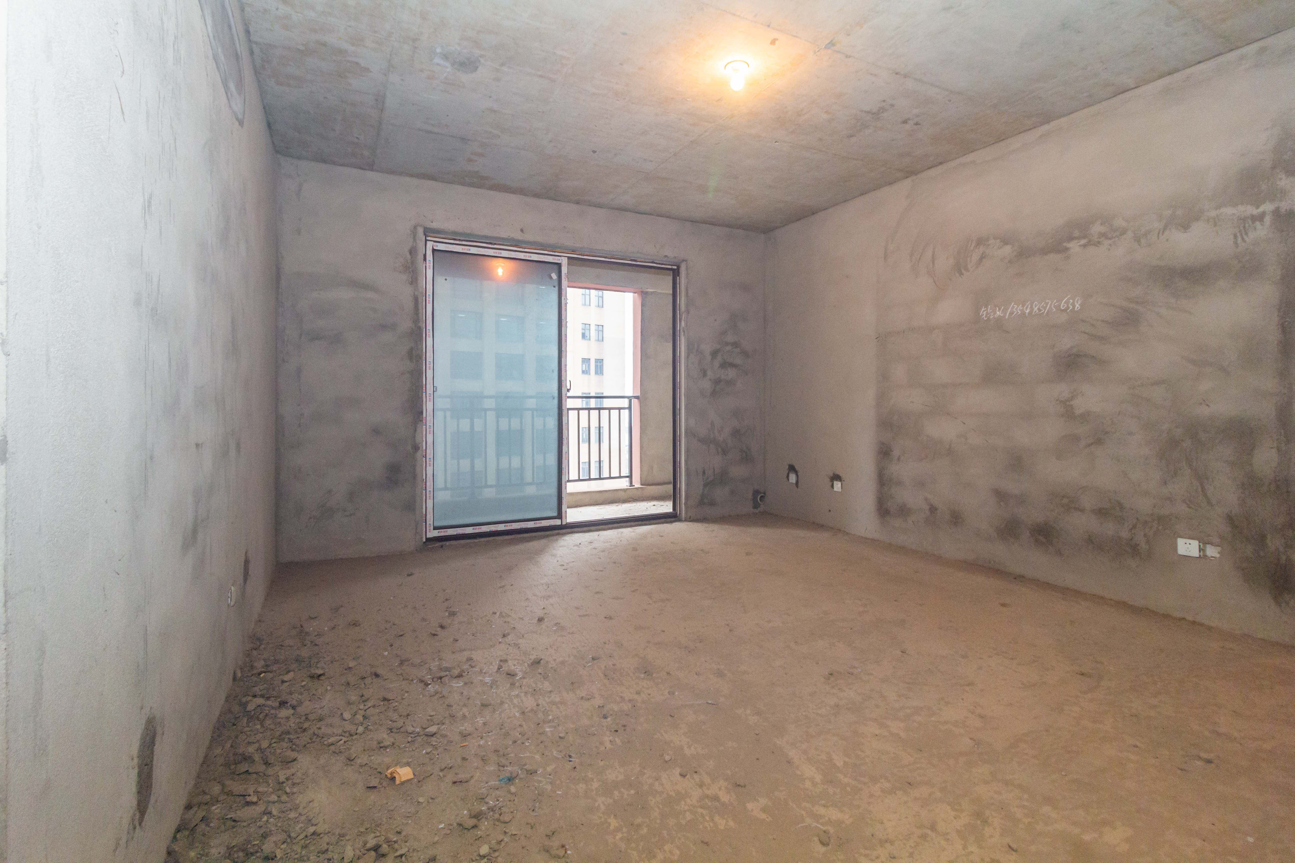 东方壹品 4室2厅2卫 105.0万 东方壹品 4室2厅2卫 105.0万其他