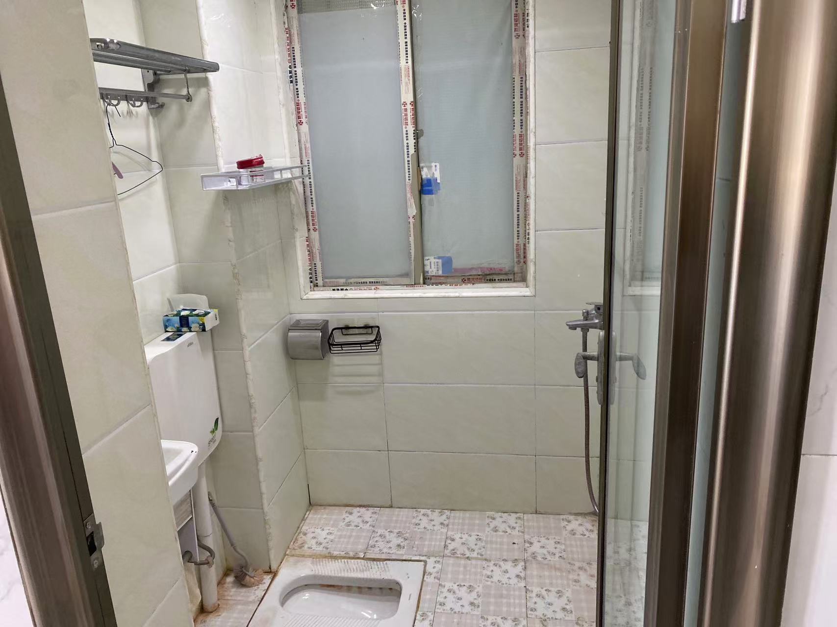 进步亚泰 2室1厅1卫 1500.0元/月 进步亚泰 2室1厅1卫 1500.0元/月室内图