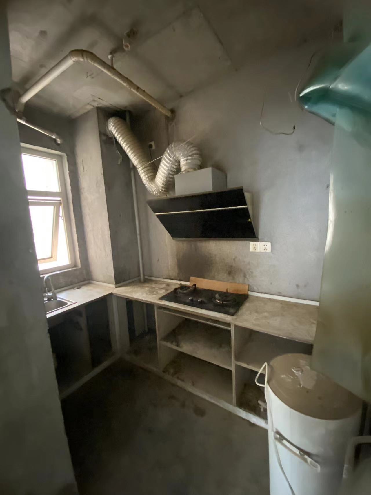 莲香园 3室1厅1卫 1500.0元/月 莲香园 3室1厅1卫 1500.0元/月室内图