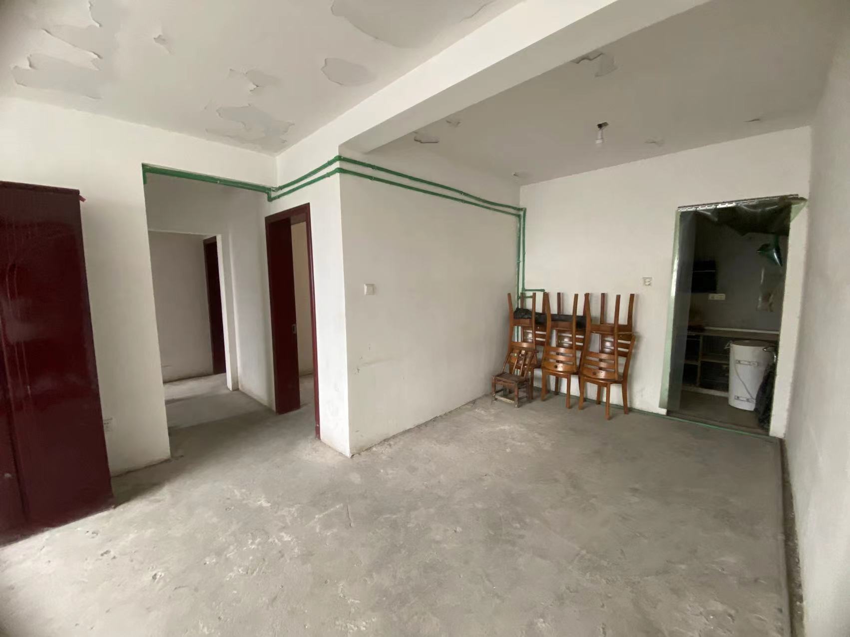 莲香园 3室1厅1卫 1500.0元/月 莲香园 3室1厅1卫 1500.0元/月室内图