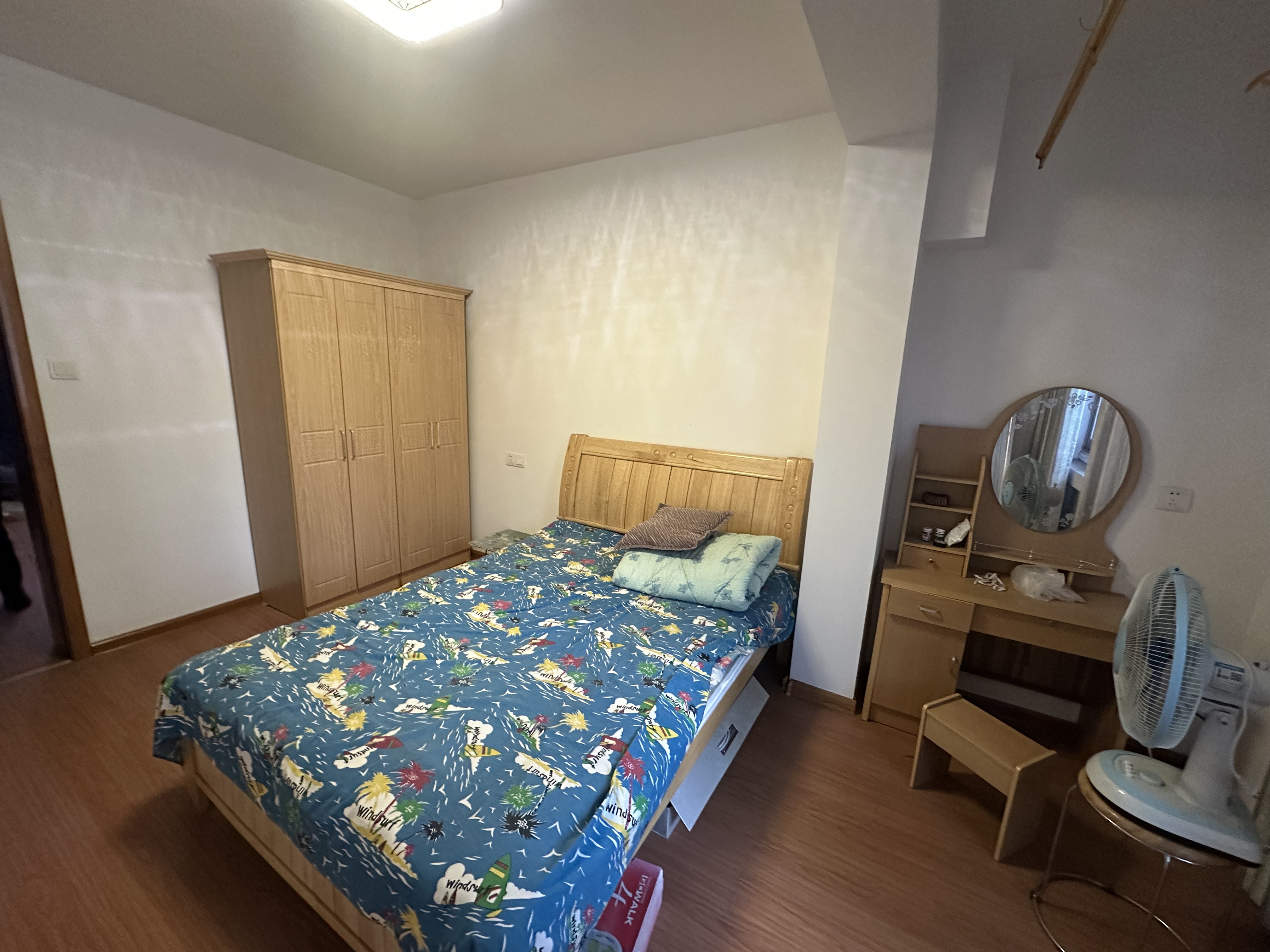 印染厂宿舍  1室1厅1卫   1500.00元/月室内图