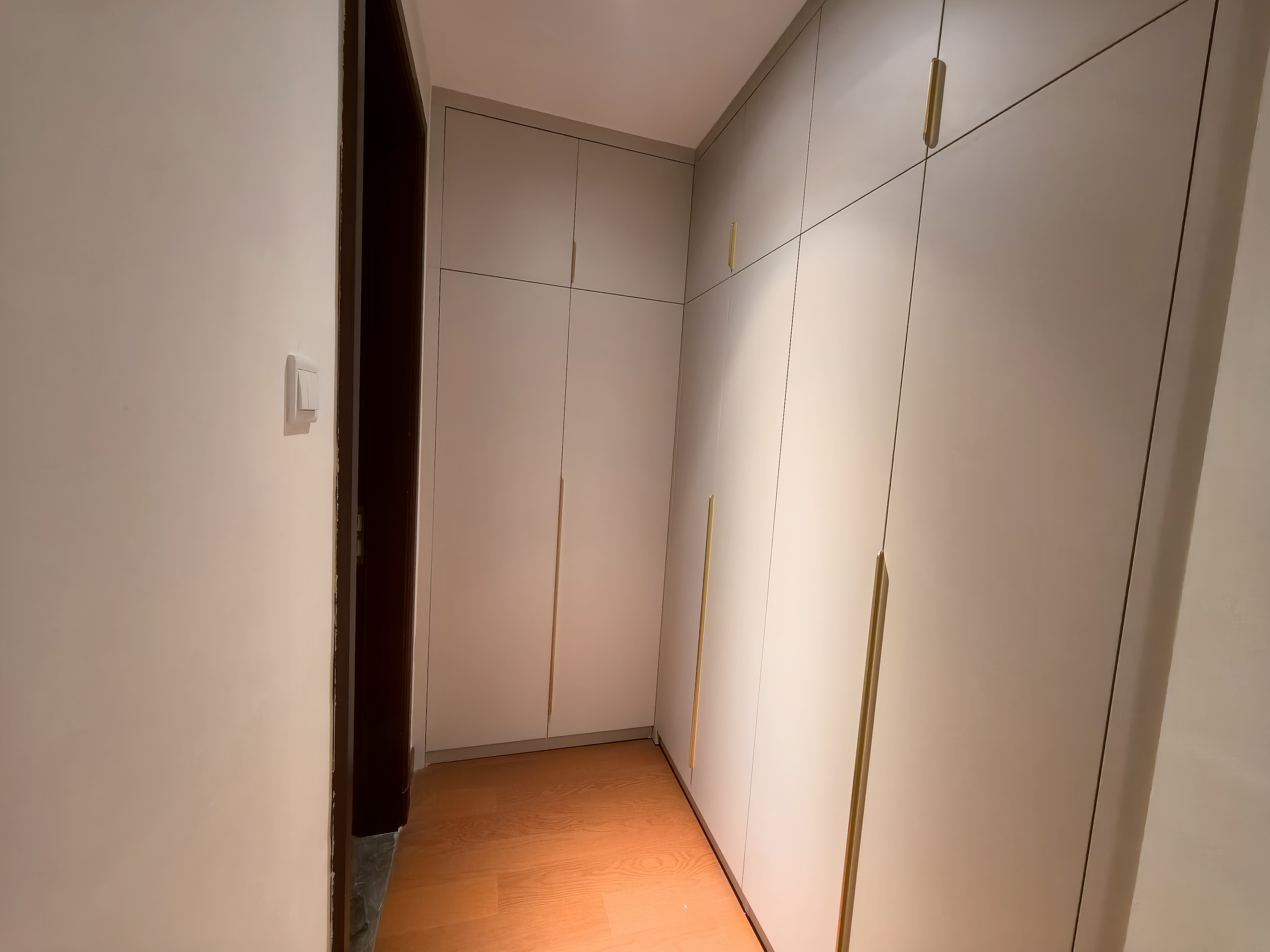 株洲恒大悦珑台 3室2厅2卫 2200.0元/月 株洲恒大悦珑台 3室2厅2卫 2200.0元/月室内图