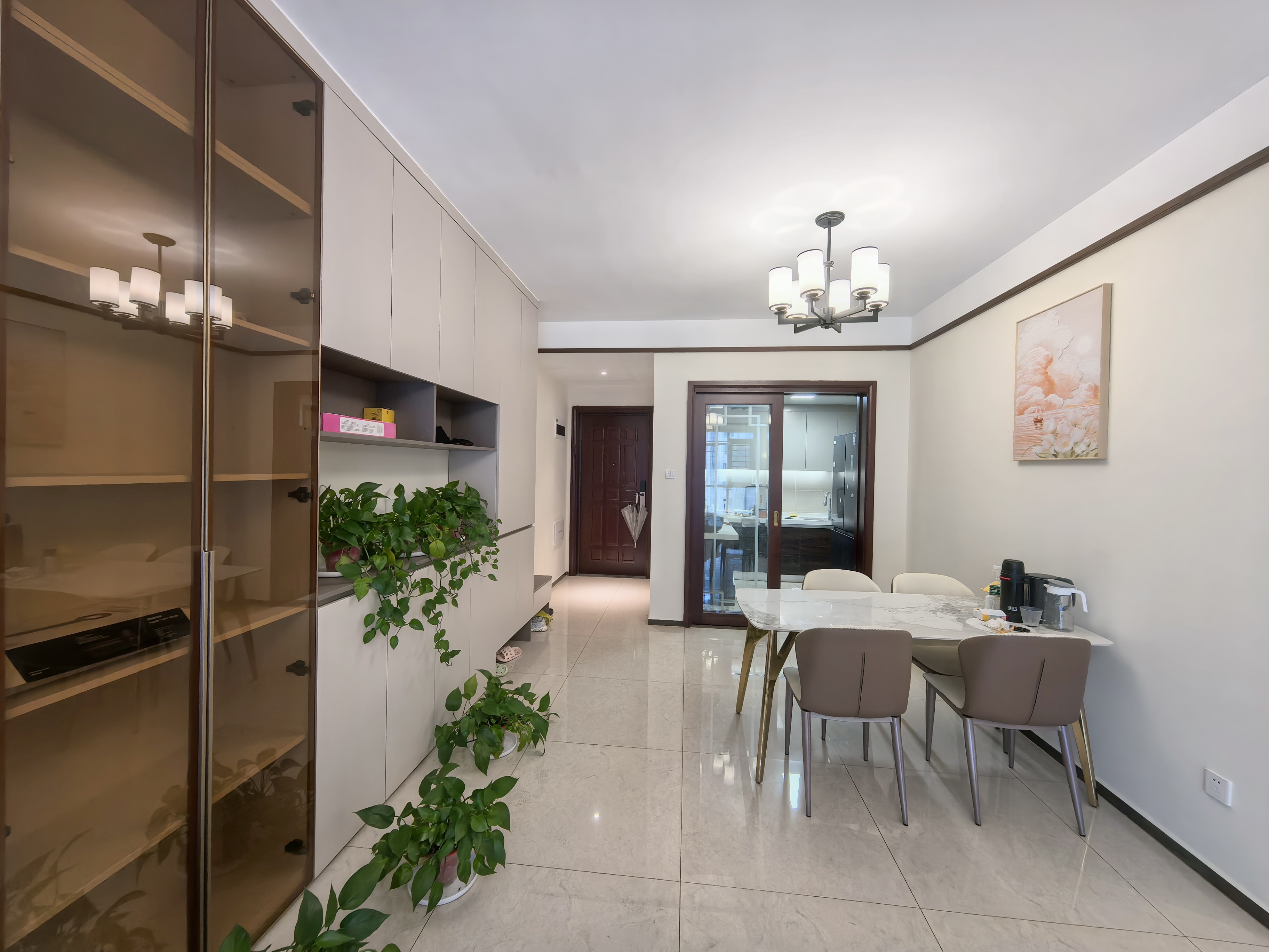 株洲恒大悦珑台 3室2厅2卫 2200.0元/月 株洲恒大悦珑台 3室2厅2卫 2200.0元/月室内图