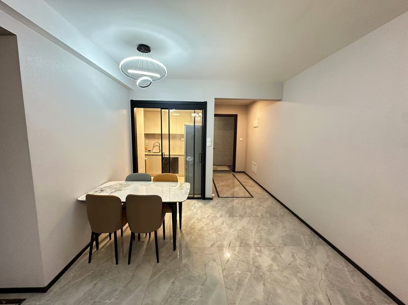 碧桂园中央半岛 3室2厅2卫 3800.0元/月 碧桂园中央半岛 3室2厅2卫 3800.0元/月室内图