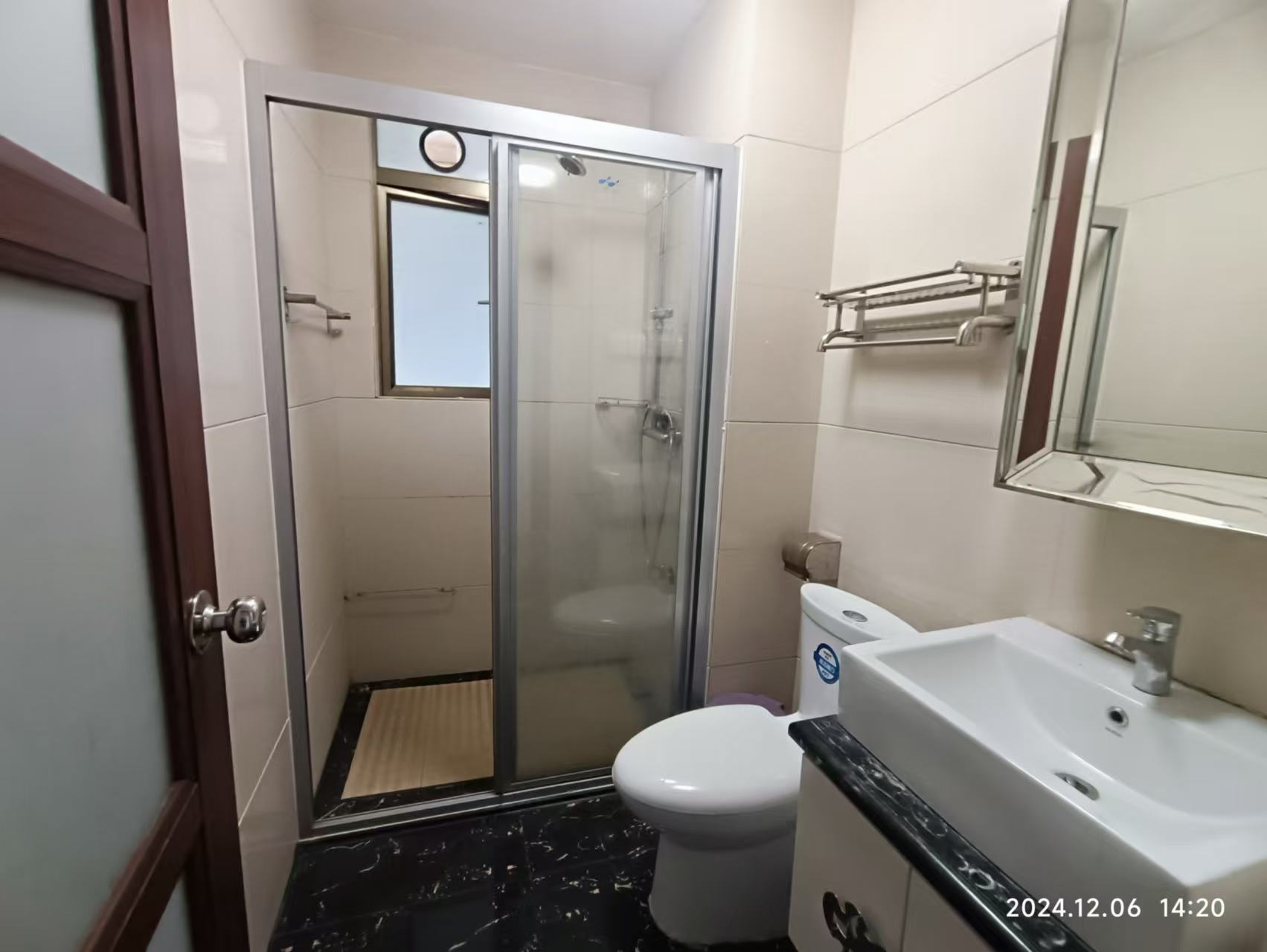 碧桂园 3室2厅1卫 1600.00元/月 碧桂园 3室2厅1卫 1600.00元/月室内图