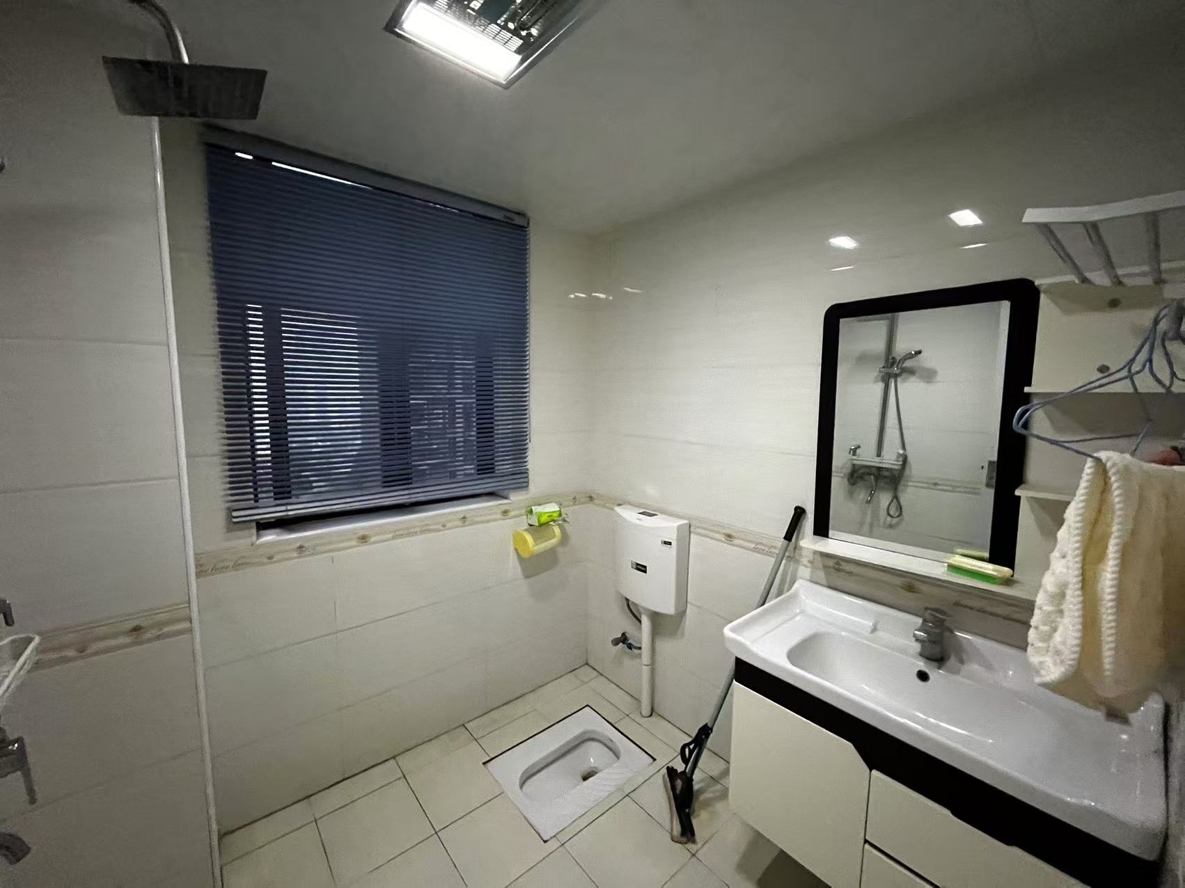 康桥长郡 3室2厅2卫 2400.0元/月 康桥长郡 3室2厅2卫 2400.0元/月室内图