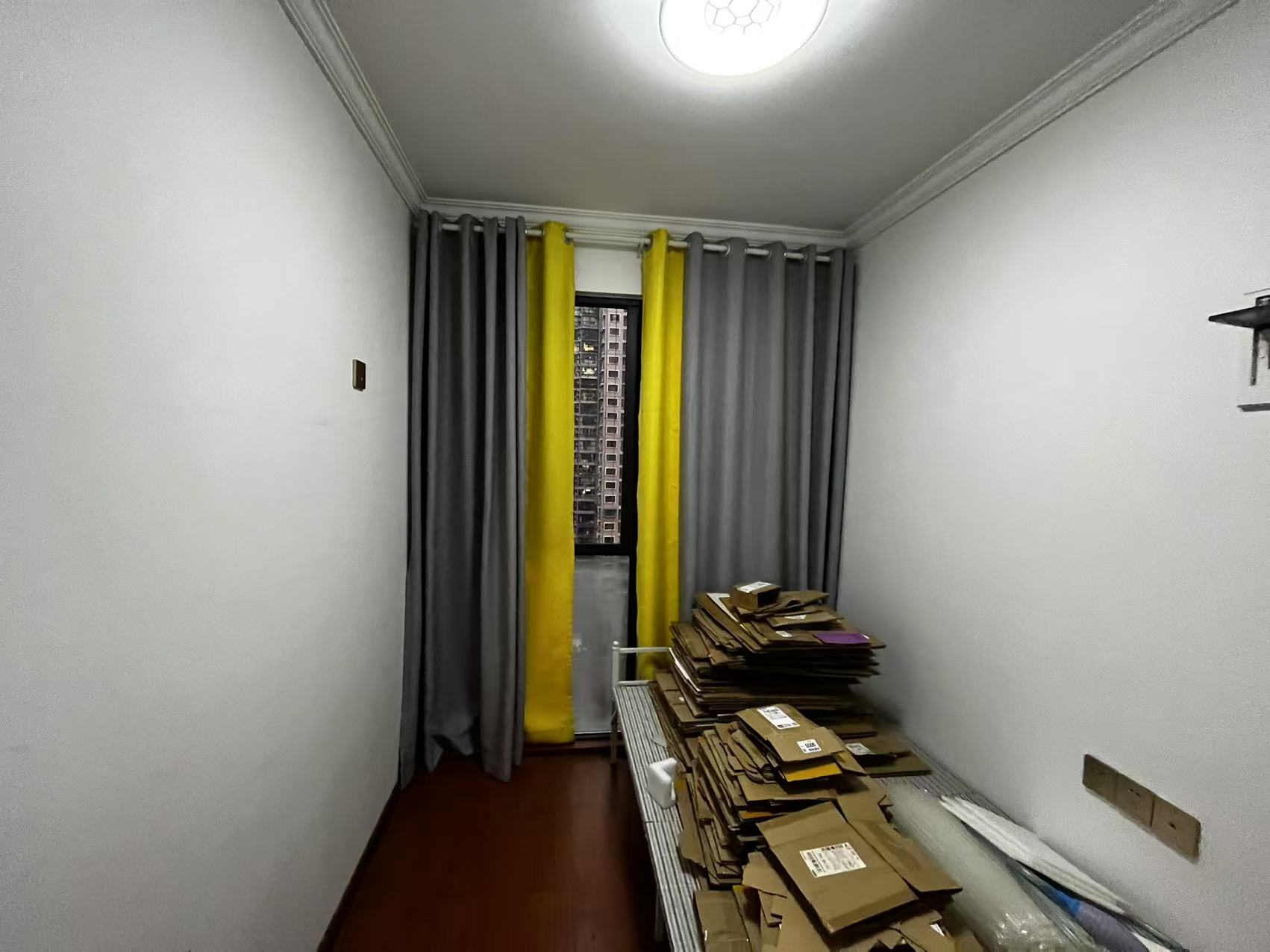 康桥长郡 3室2厅2卫 2400.0元/月 康桥长郡 3室2厅2卫 2400.0元/月室内图