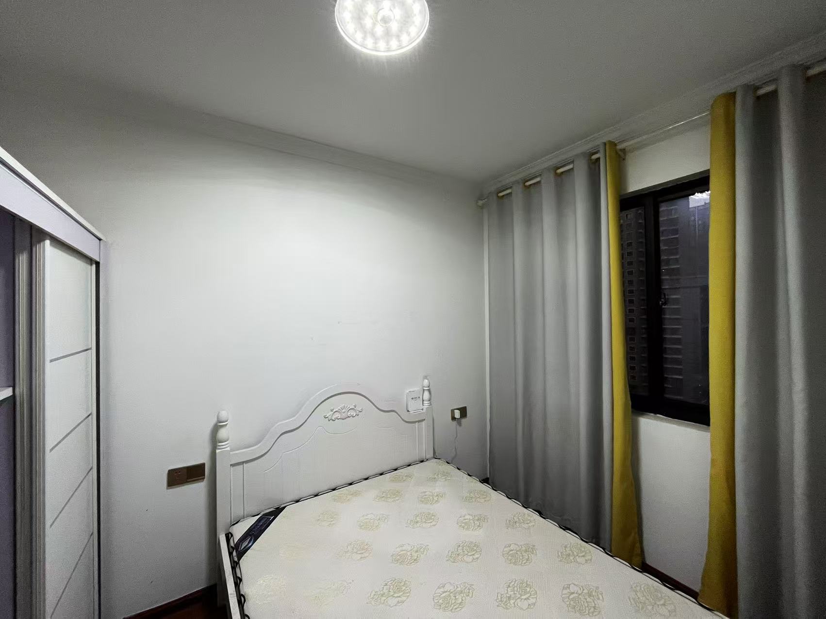 康桥长郡 3室2厅2卫 2400.0元/月 康桥长郡 3室2厅2卫 2400.0元/月室内图