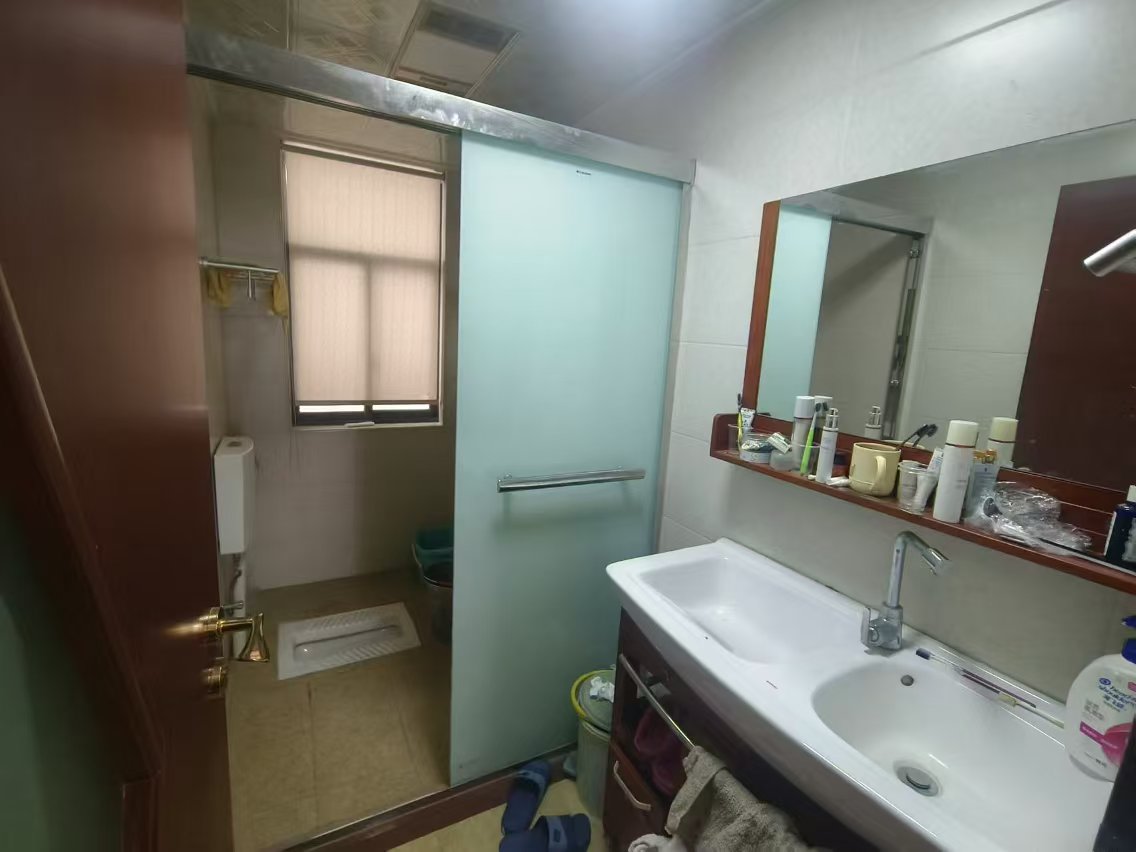 南苑上和一期 3室2厅2卫 2500.0元/月 南苑上和一期 3室2厅2卫 2500.0元/月室内图