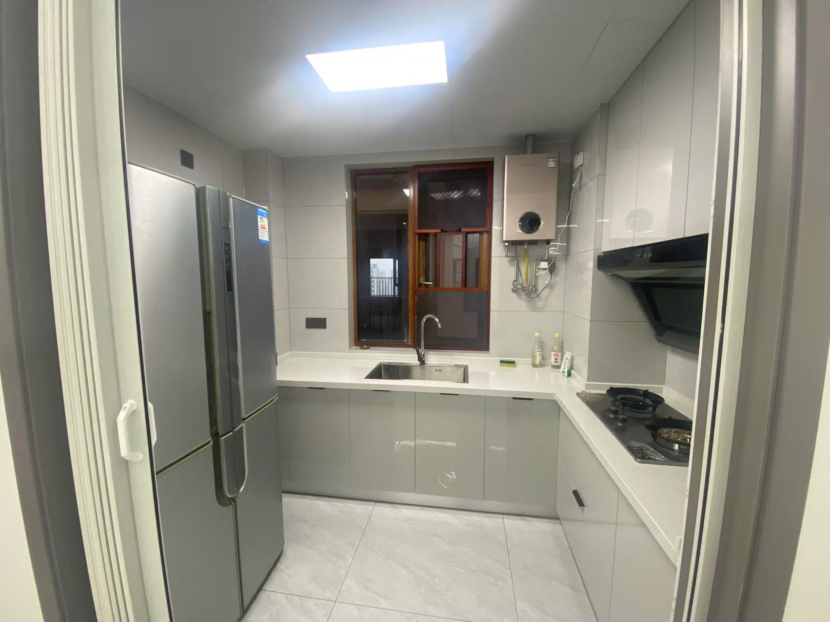 益阳印象 3室2厅2卫 2500.0元/月 益阳印象 3室2厅2卫 2500.0元/月室内图